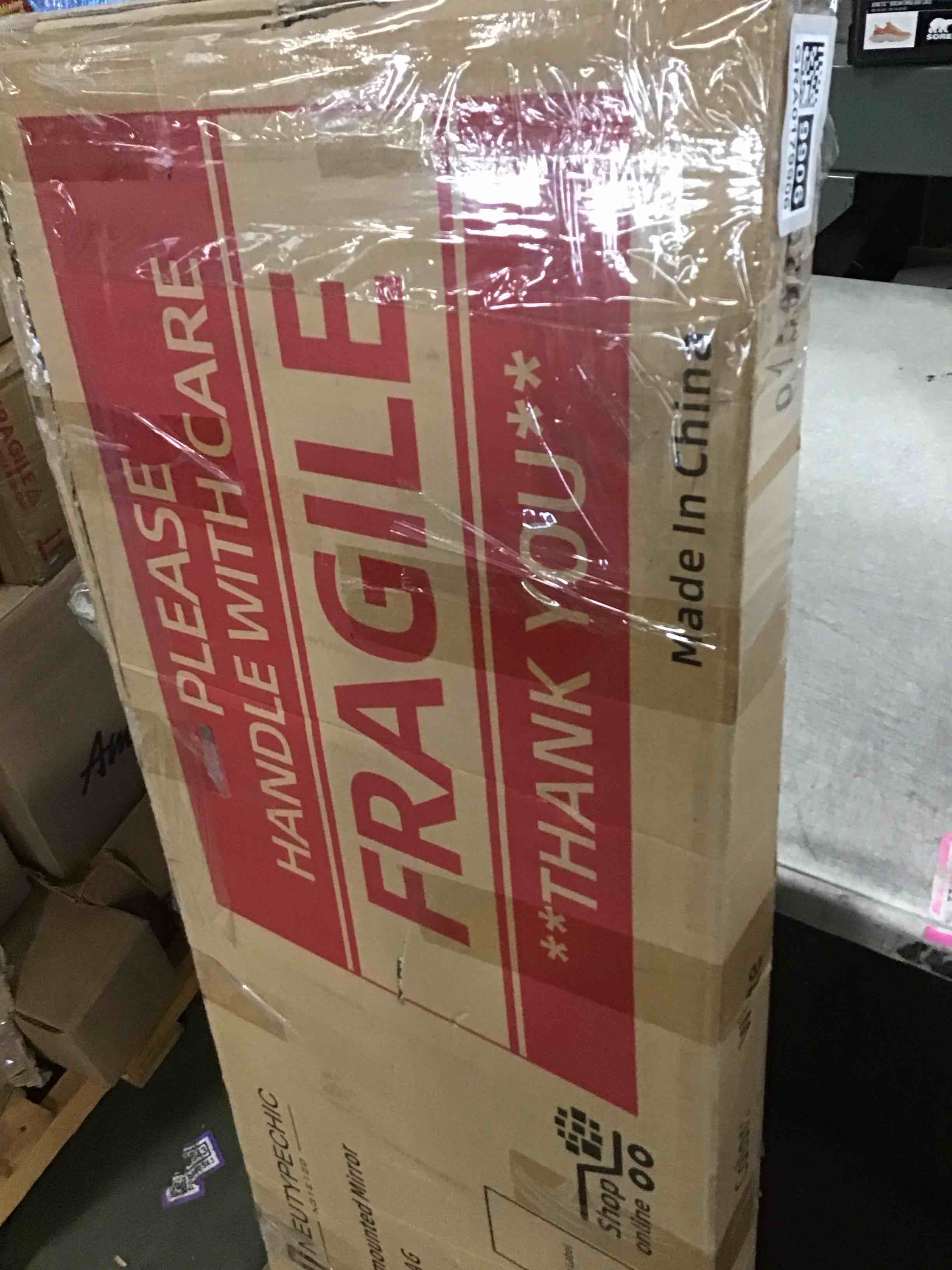 https://s3.amazonaws.com/lotting-images-prod/bidfta/GRA0179906_1730206125053.jpeg