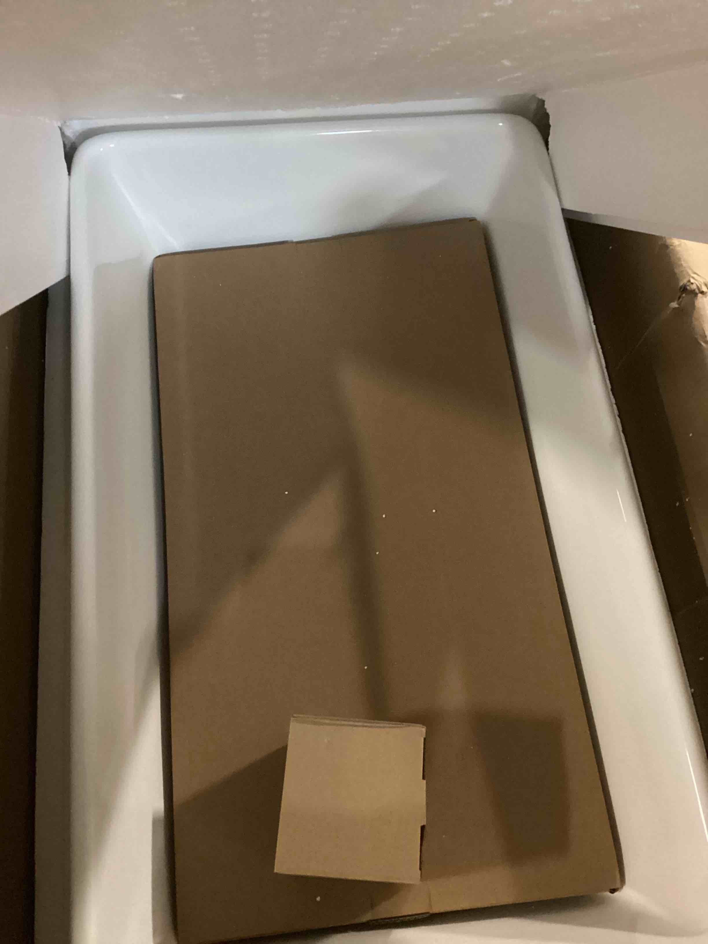 https://s3.amazonaws.com/lotting-images-prod/bidfta/GRA0180412_1733454485474.jpeg