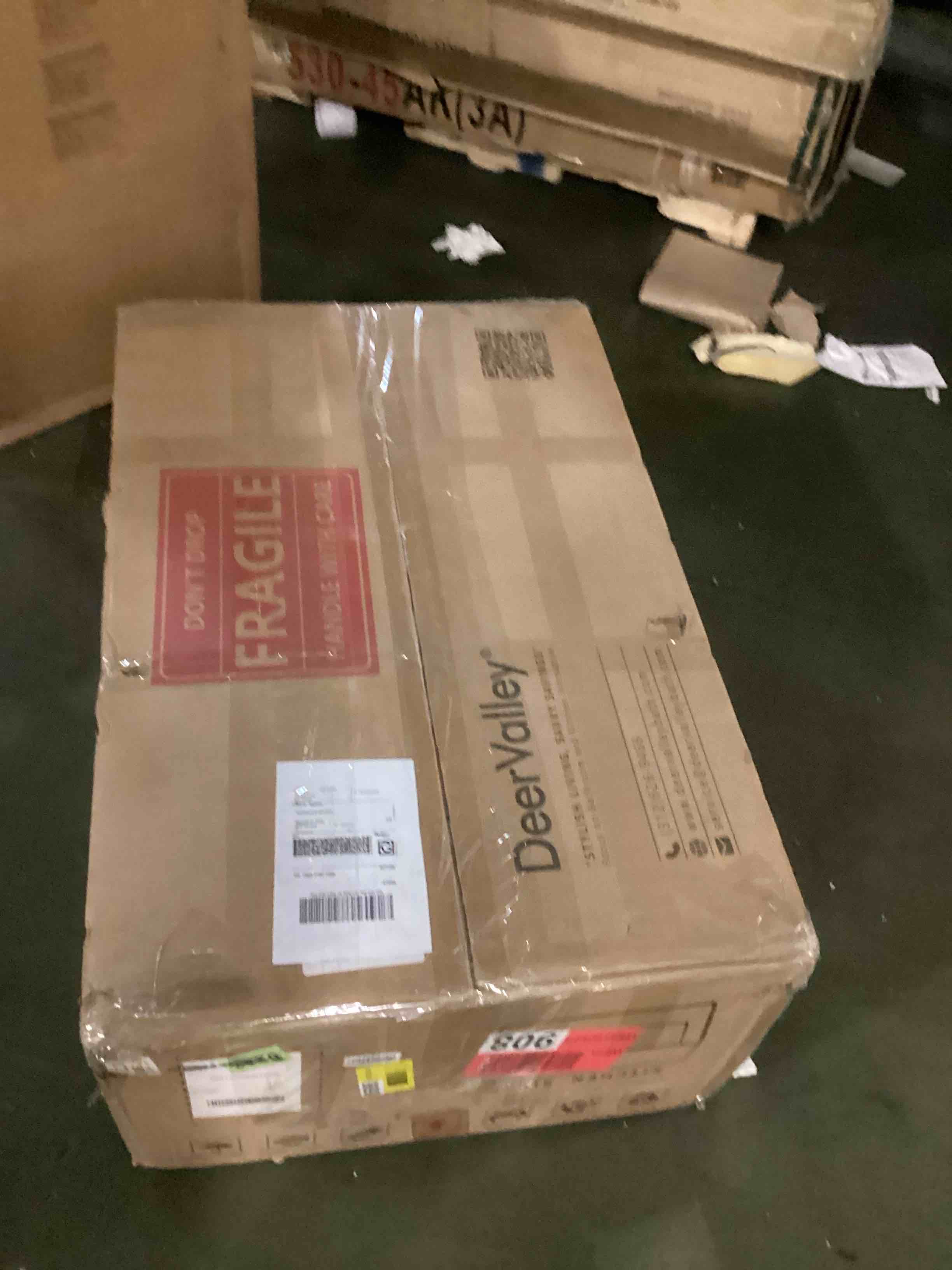 https://s3.amazonaws.com/lotting-images-prod/bidfta/GRA0180412_1733454527866.jpeg