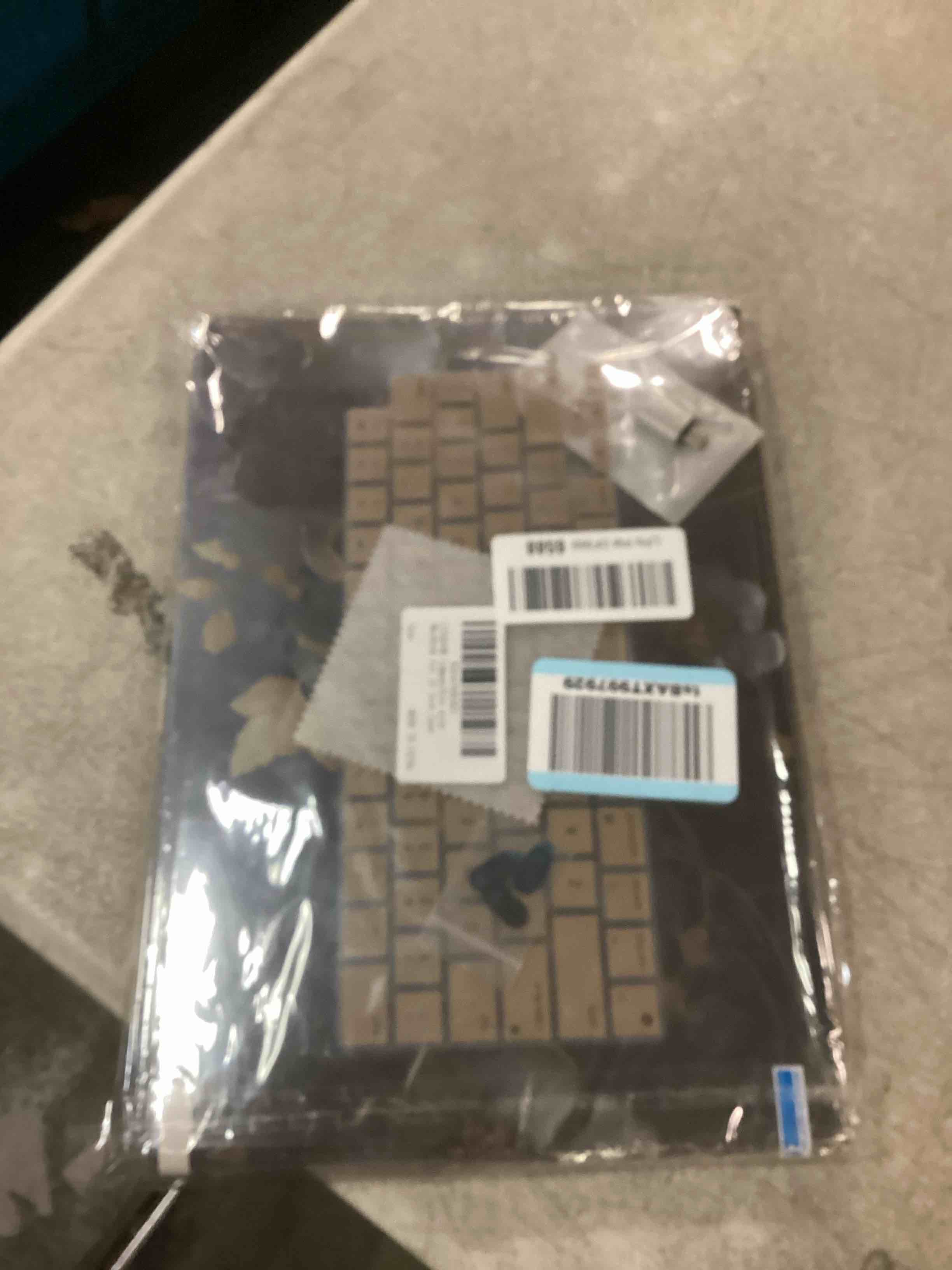 https://s3.amazonaws.com/lotting-images-prod/bidfta/GRA0180705_1733202104638.jpeg