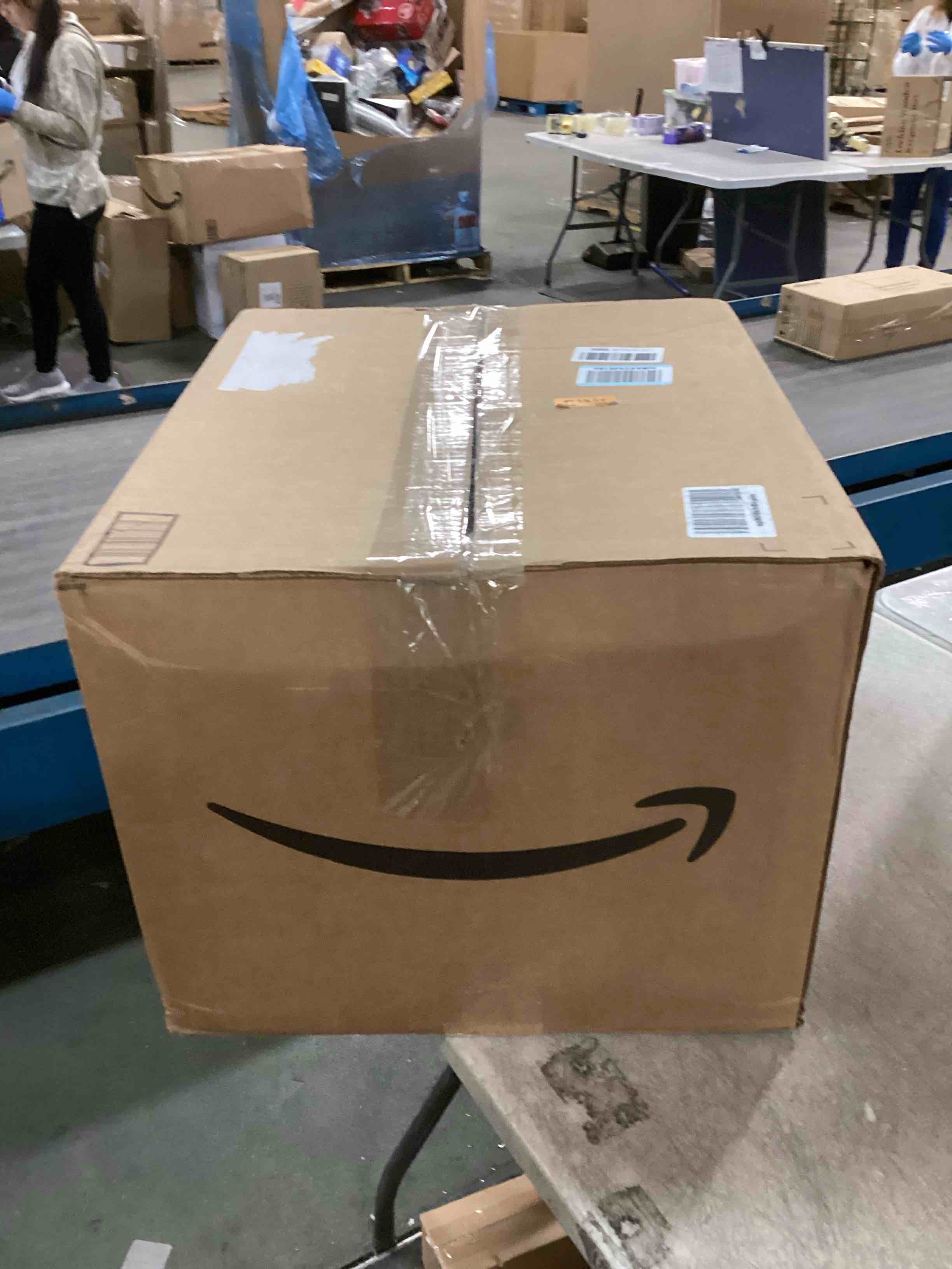 https://s3.amazonaws.com/lotting-images-prod/bidfta/GRA0180711_1733201719911.jpeg
