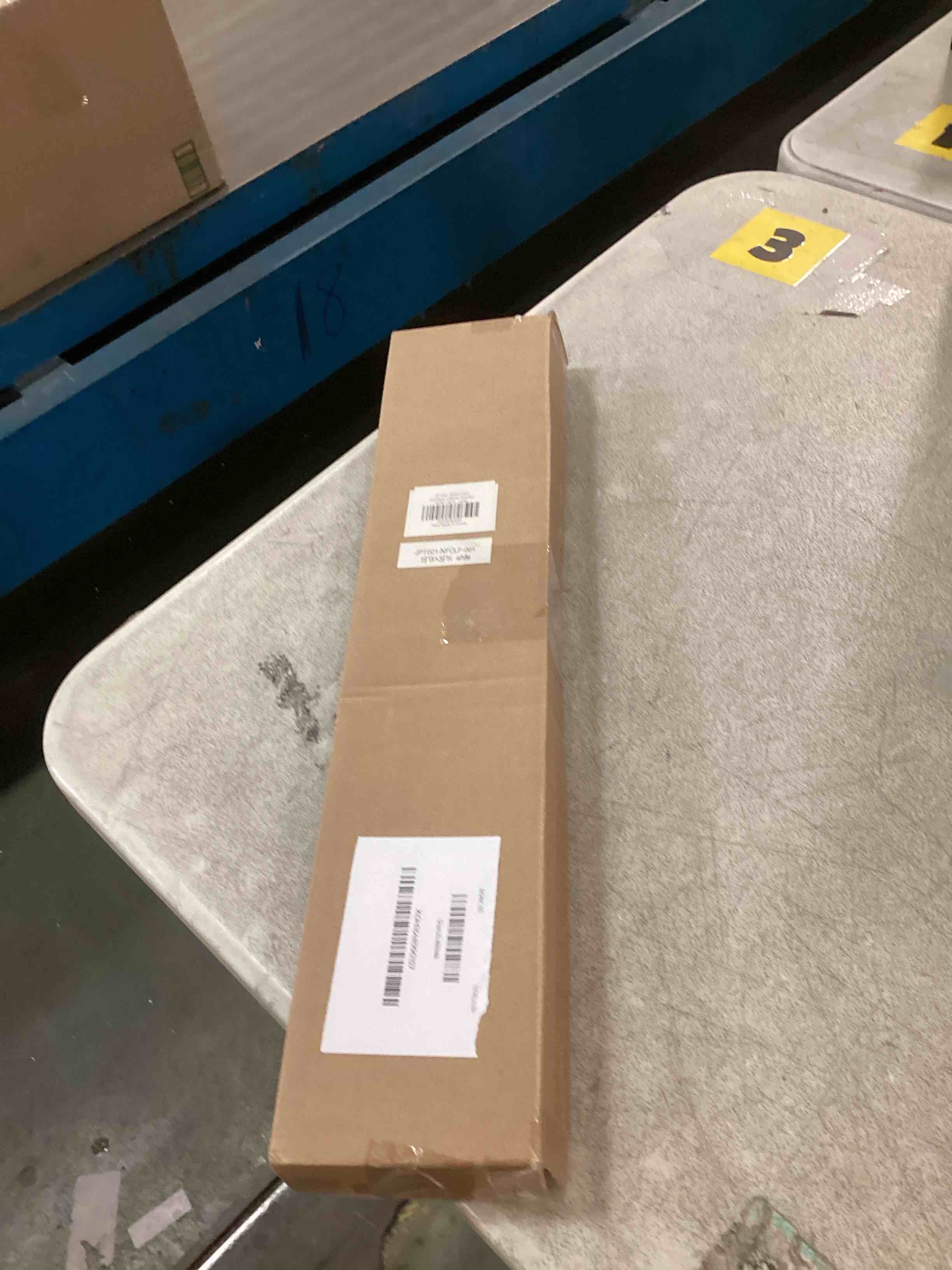 https://s3.amazonaws.com/lotting-images-prod/bidfta/GRA0180825_1733188707762.jpeg