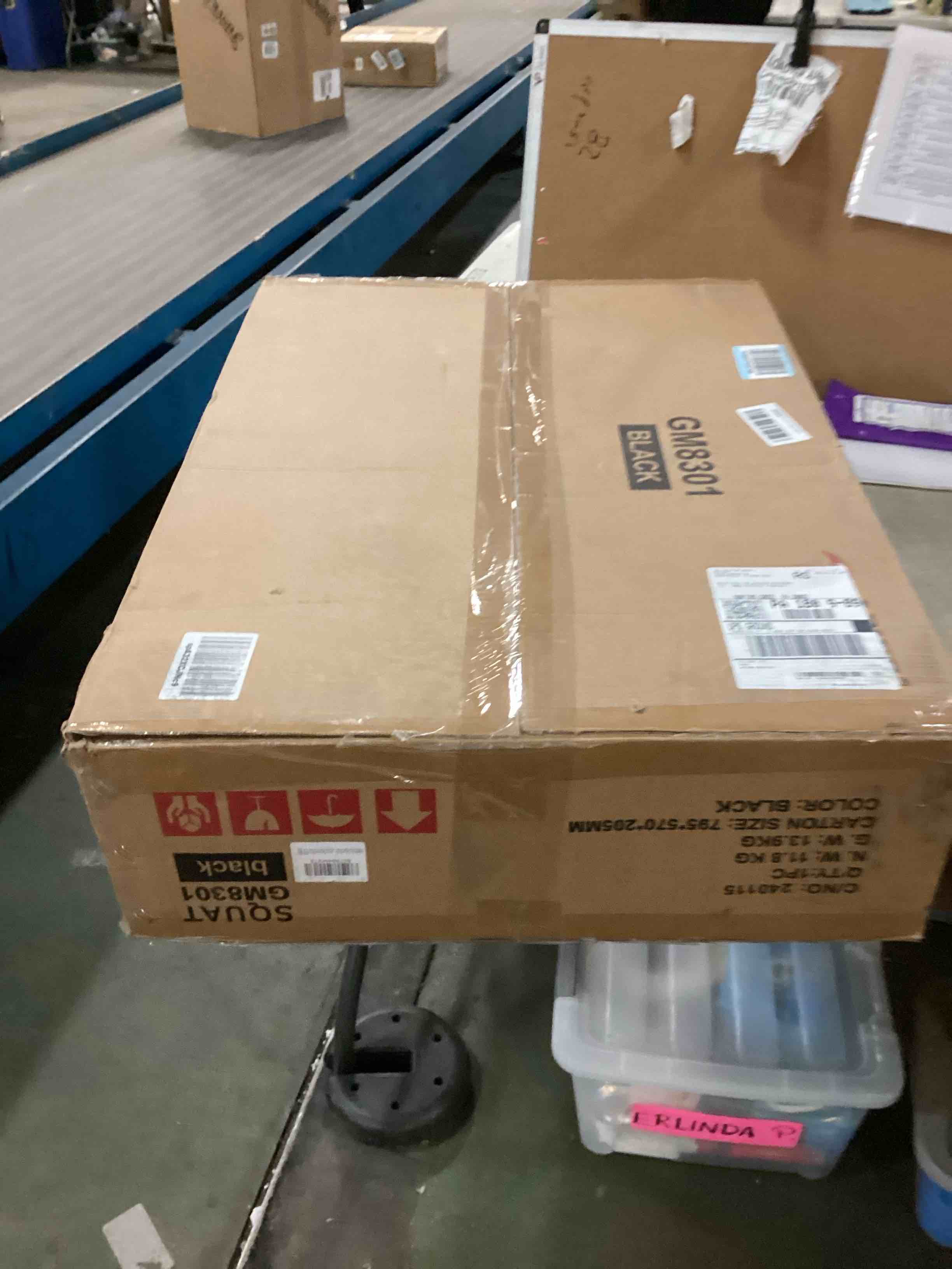 https://s3.amazonaws.com/lotting-images-prod/bidfta/GRA0181413_1732676646836.jpeg