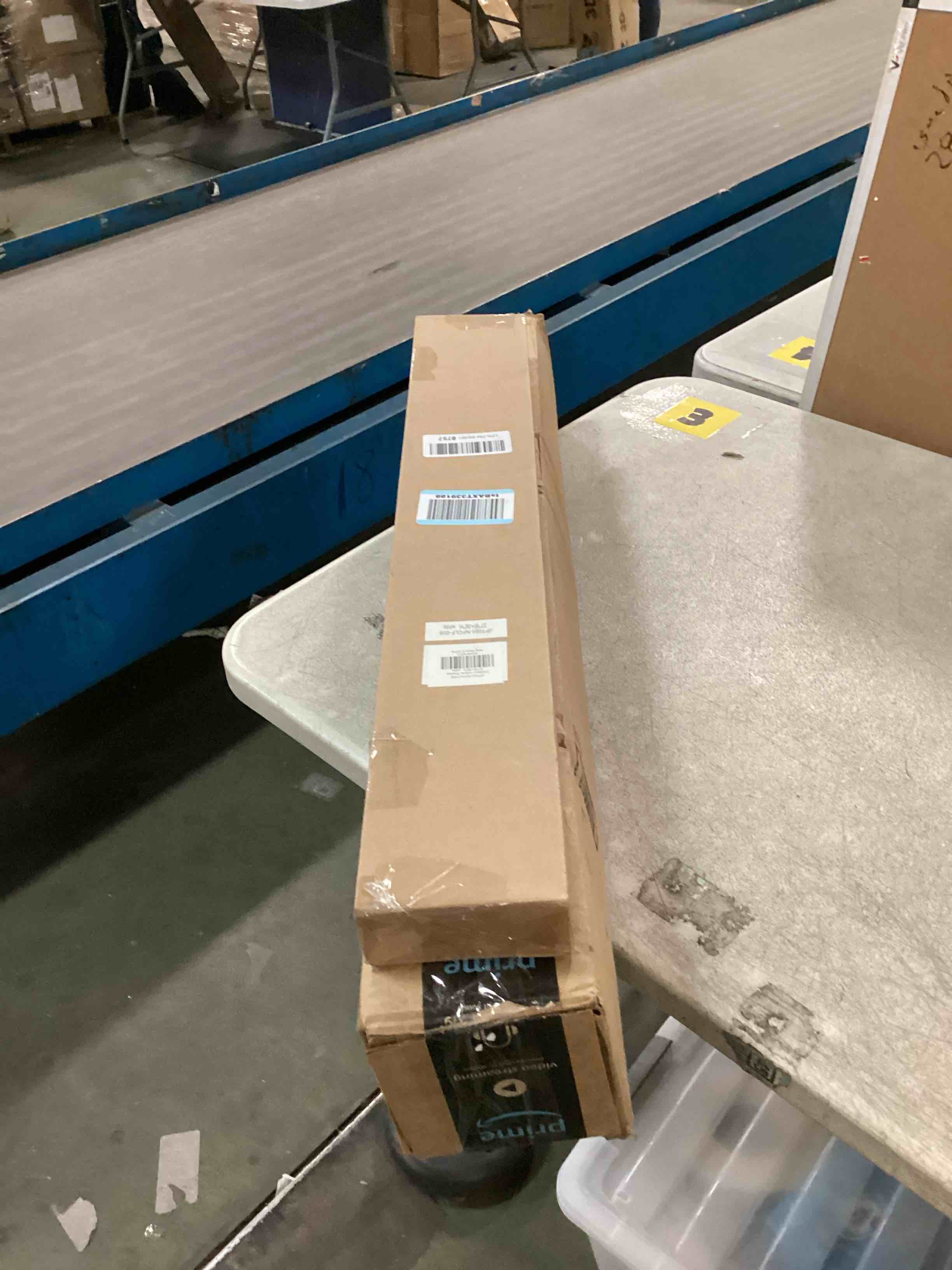 https://s3.amazonaws.com/lotting-images-prod/bidfta/GRA0181415_1732676270369.jpeg