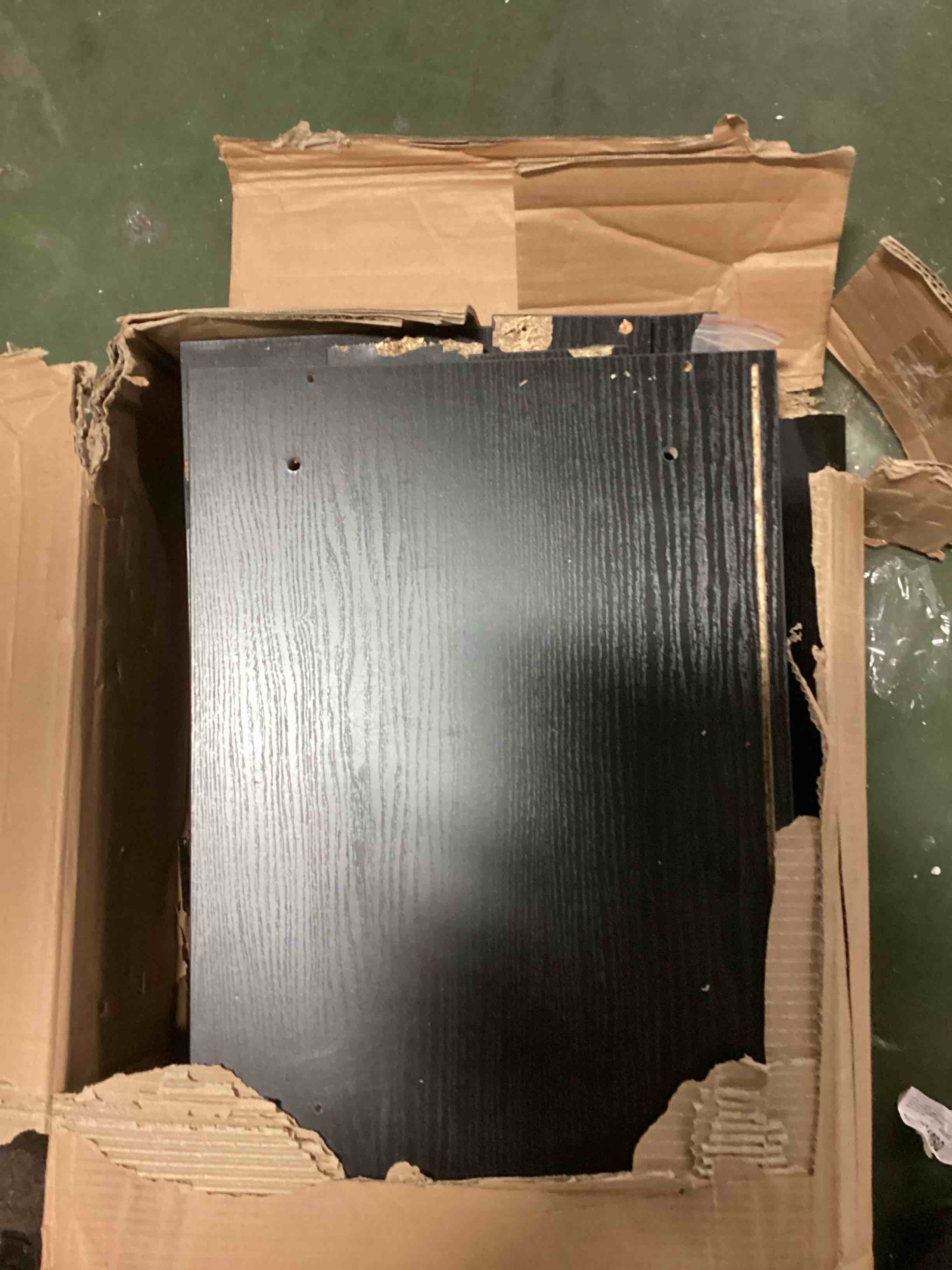 https://s3.amazonaws.com/lotting-images-prod/bidfta/GRA0181738_1732321717694.jpeg