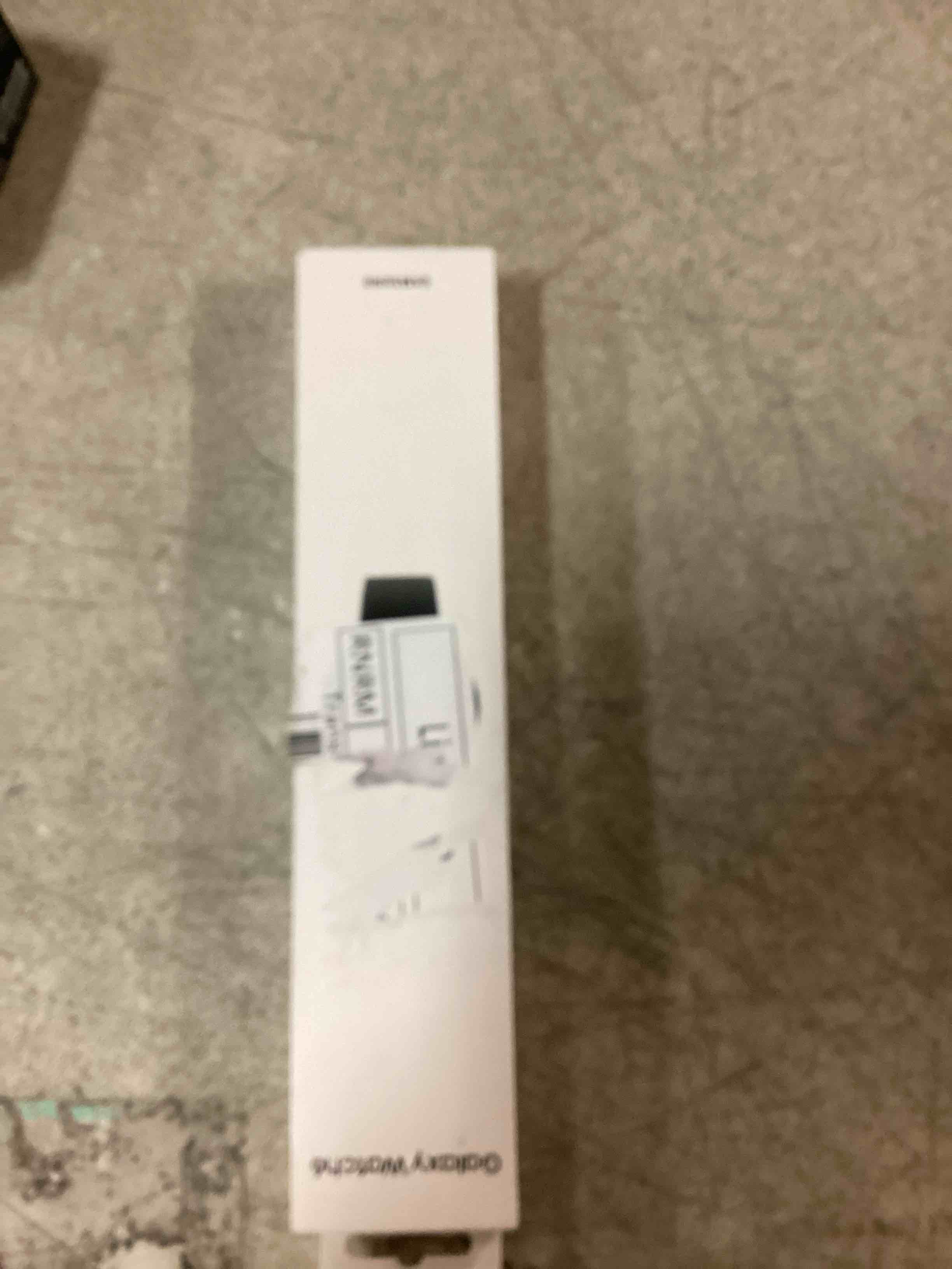 https://s3.amazonaws.com/lotting-images-prod/bidfta/GRA0181908_1732239679123.jpeg