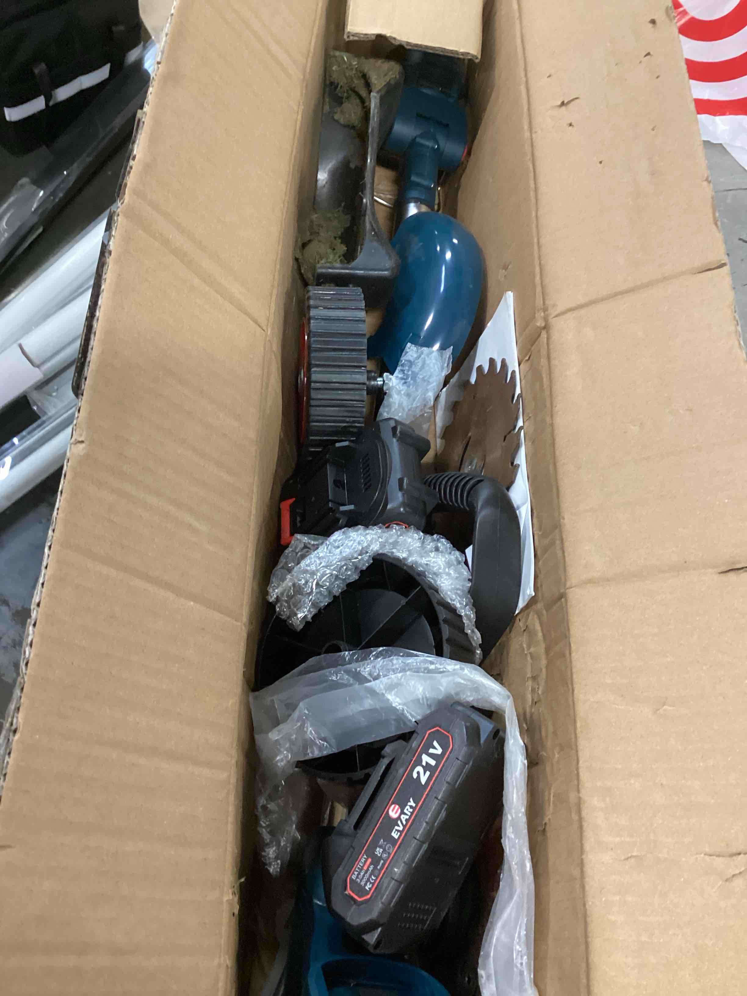 https://s3.amazonaws.com/lotting-images-prod/bidfta/GRA0182420_1732136412192.jpeg