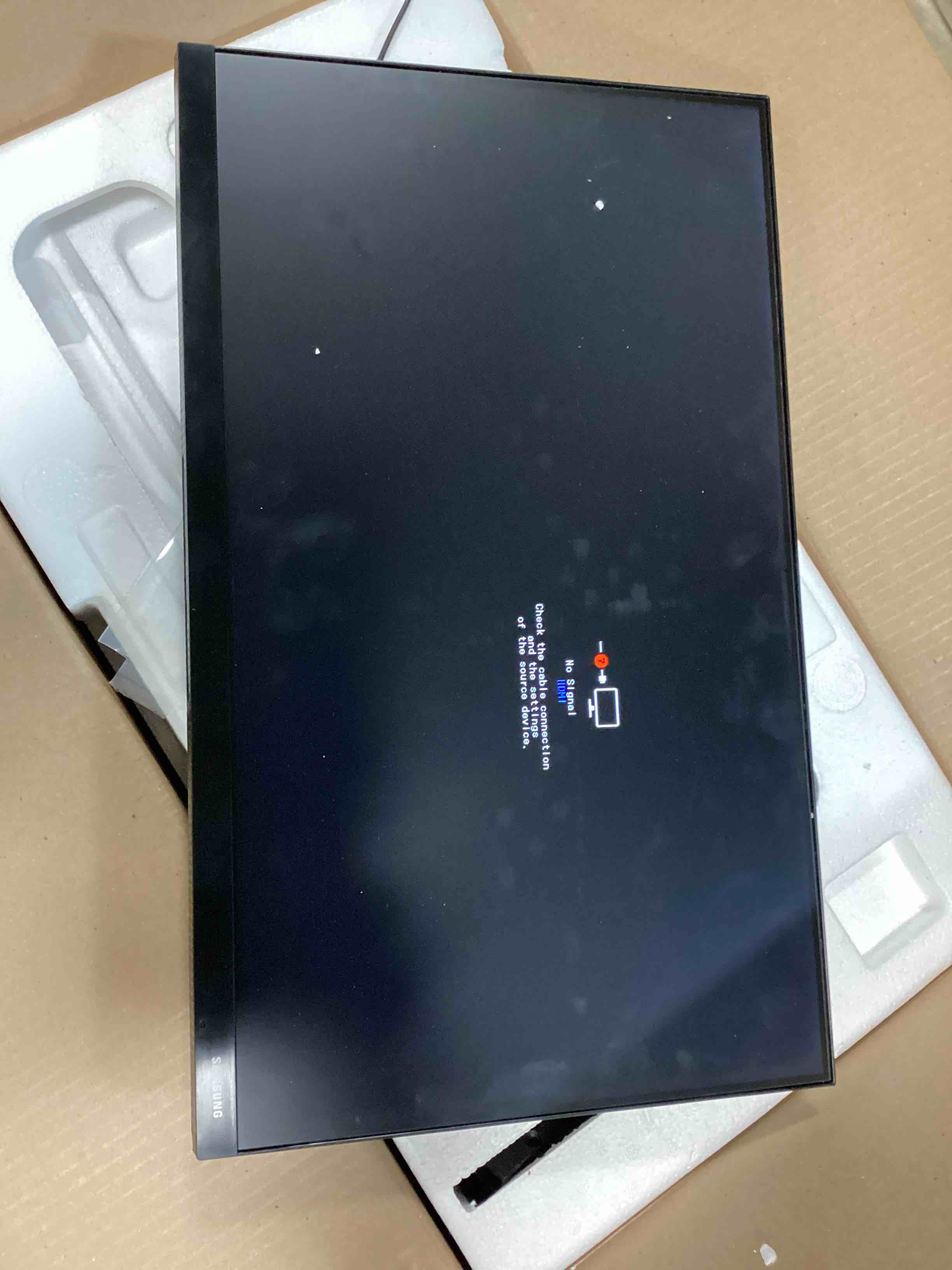 https://s3.amazonaws.com/lotting-images-prod/bidfta/GRA0182684_1732111005752.jpeg