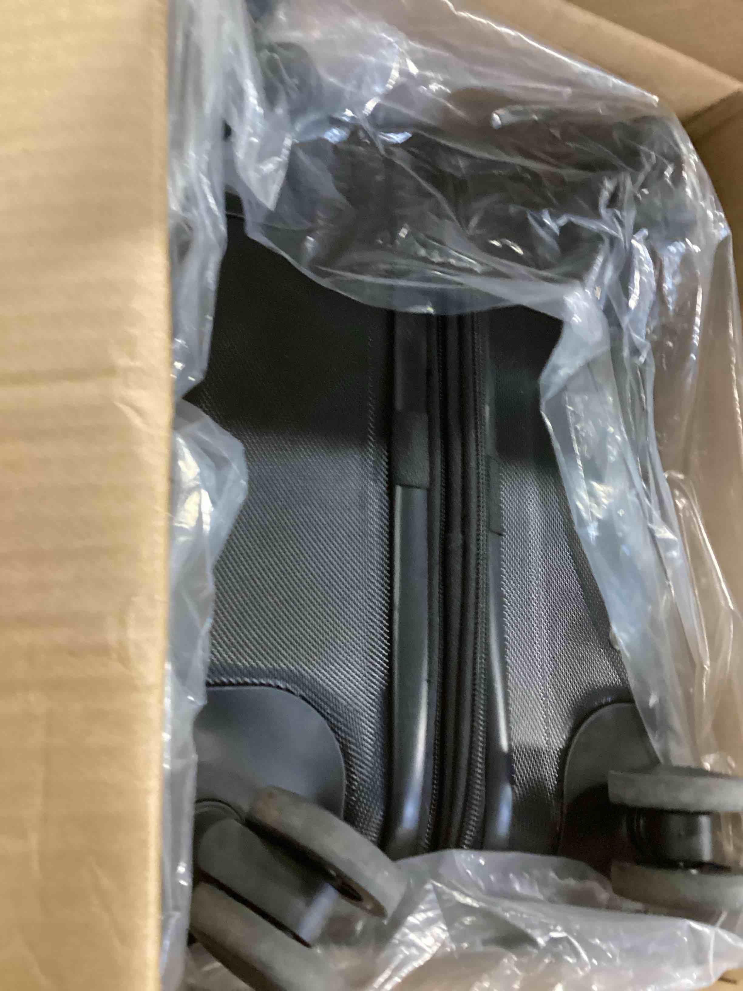 https://s3.amazonaws.com/lotting-images-prod/bidfta/GRA0182756_1732034844975.jpeg