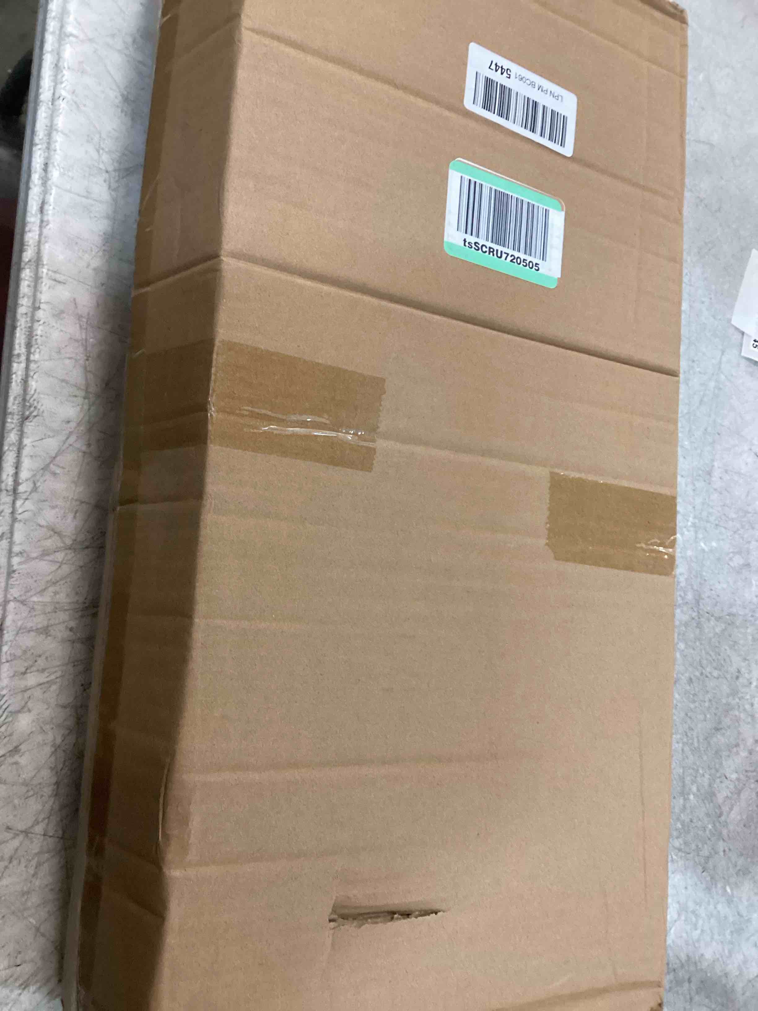 https://s3.amazonaws.com/lotting-images-prod/bidfta/GRA0183842_1731331121355.jpeg