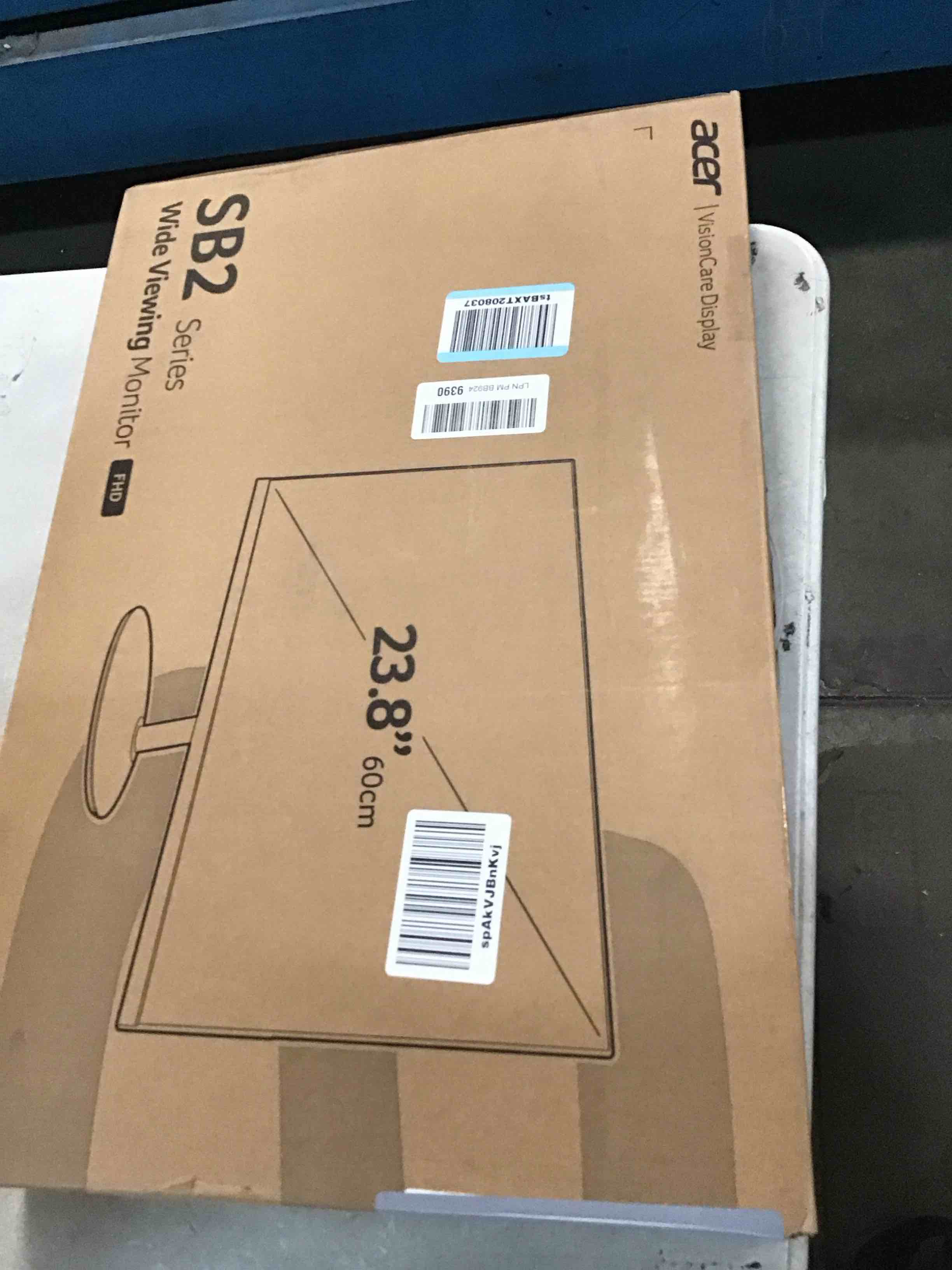 https://s3.amazonaws.com/lotting-images-prod/bidfta/GRA0183907_1729798894646.jpeg