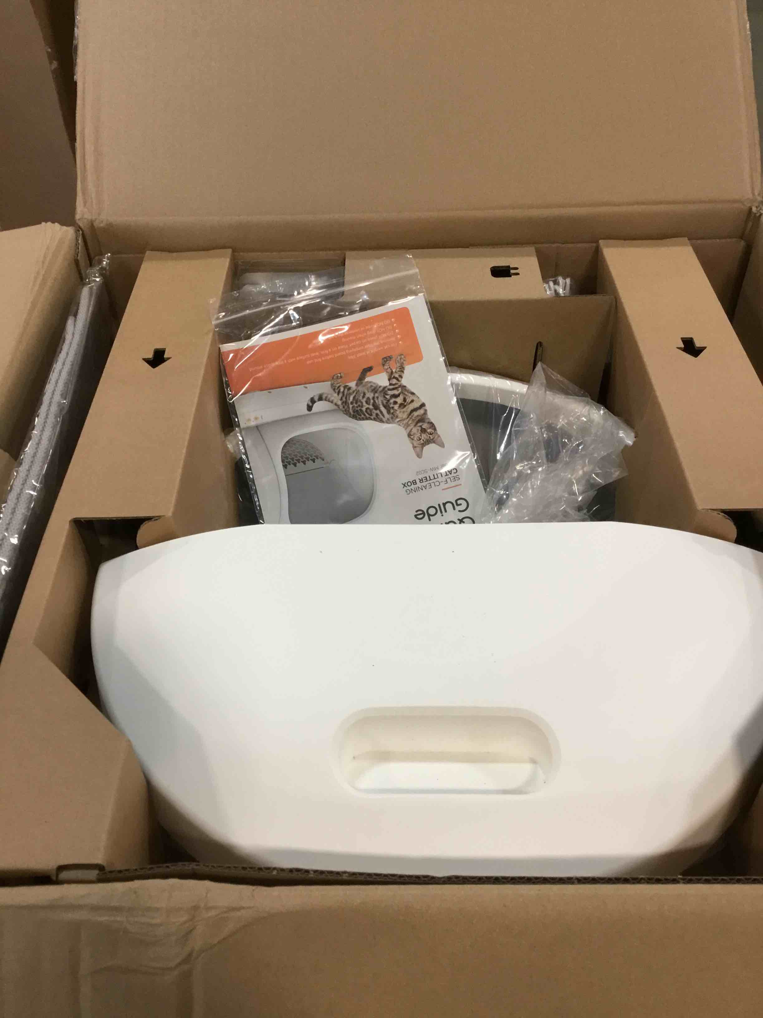 https://s3.amazonaws.com/lotting-images-prod/bidfta/GRA0183960_1729790576672.jpeg