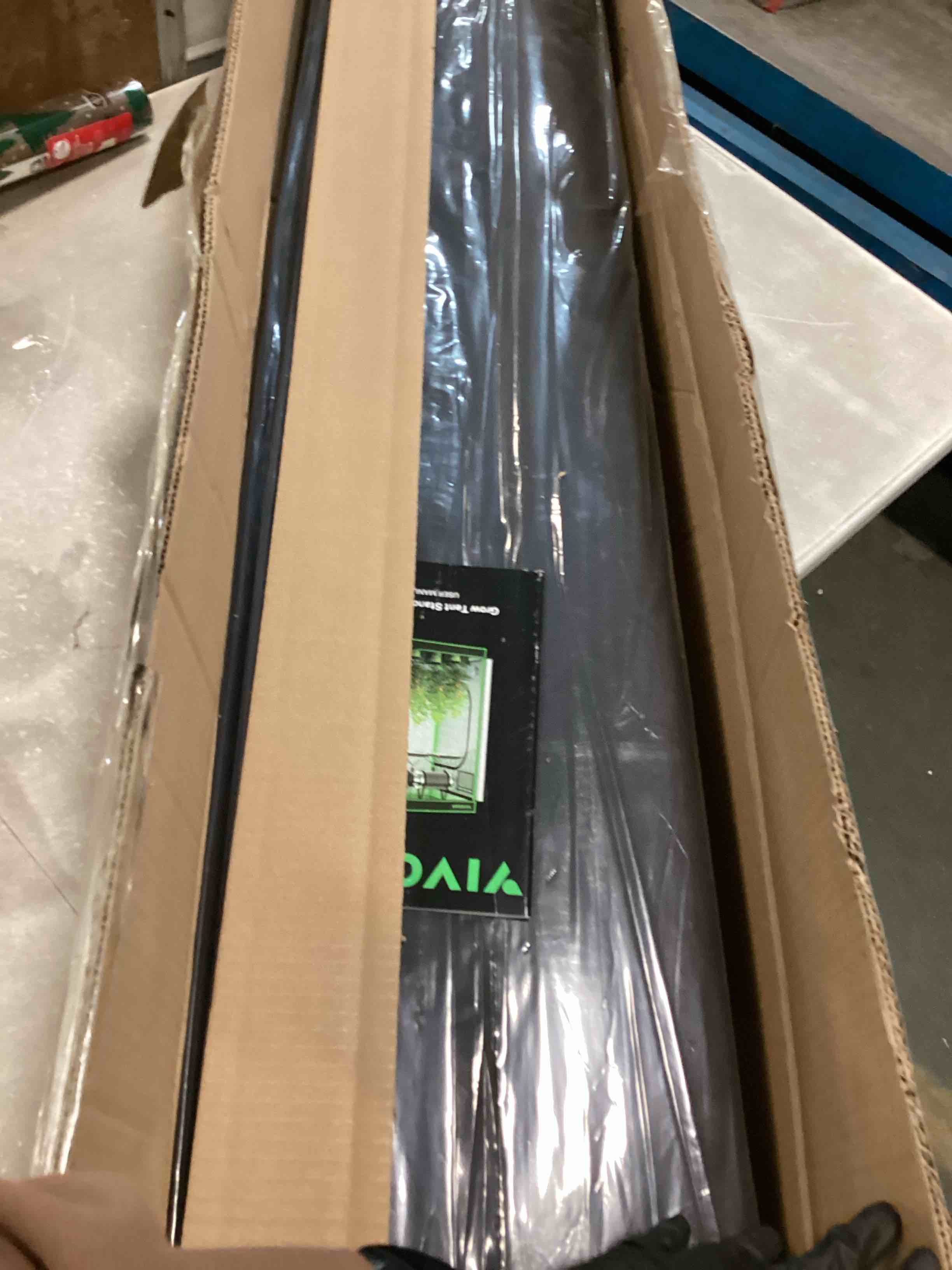 https://s3.amazonaws.com/lotting-images-prod/bidfta/GRA0184611_1731341338419.jpeg