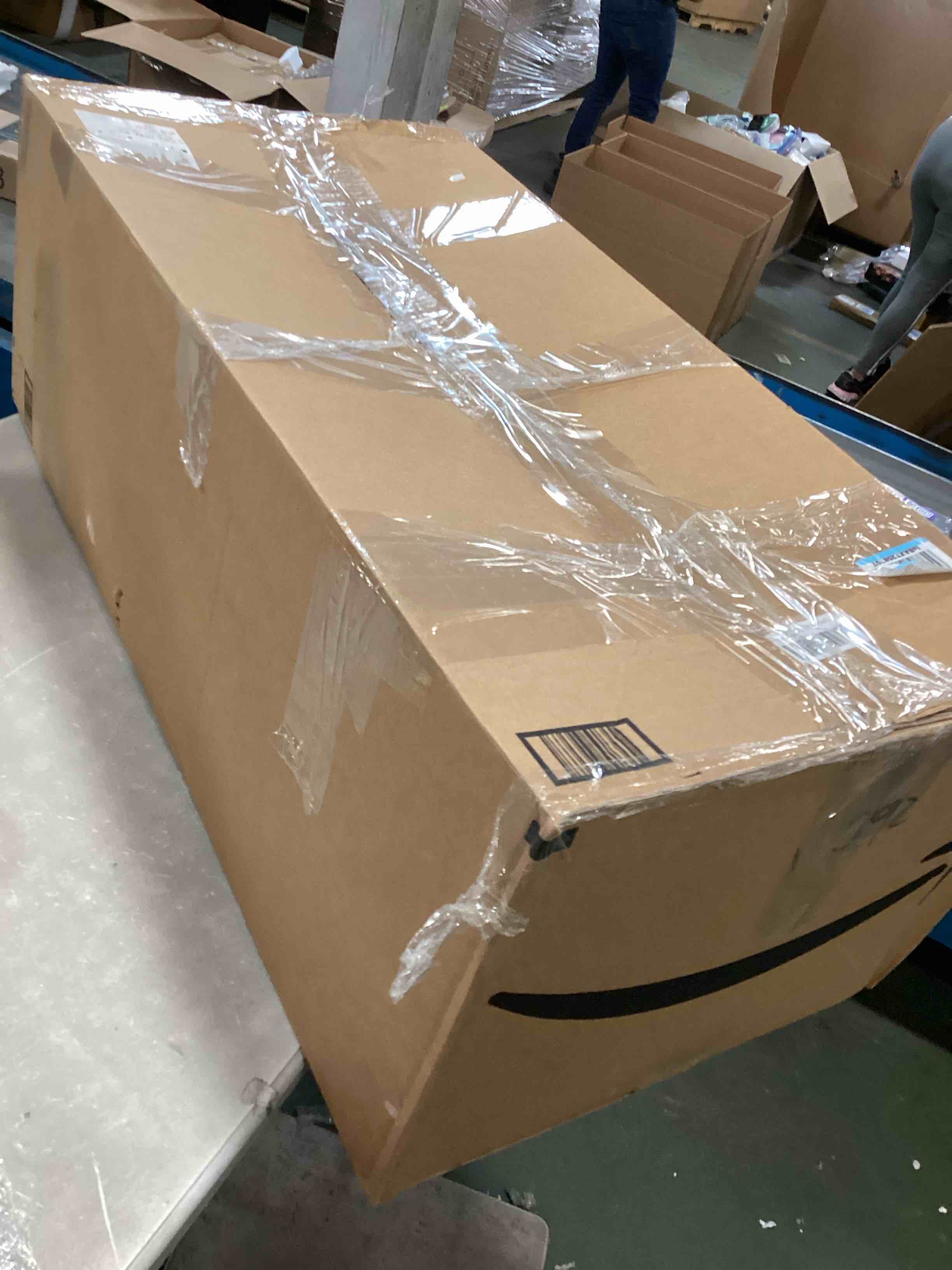 https://s3.amazonaws.com/lotting-images-prod/bidfta/GRA0184616_1731340943955.jpeg