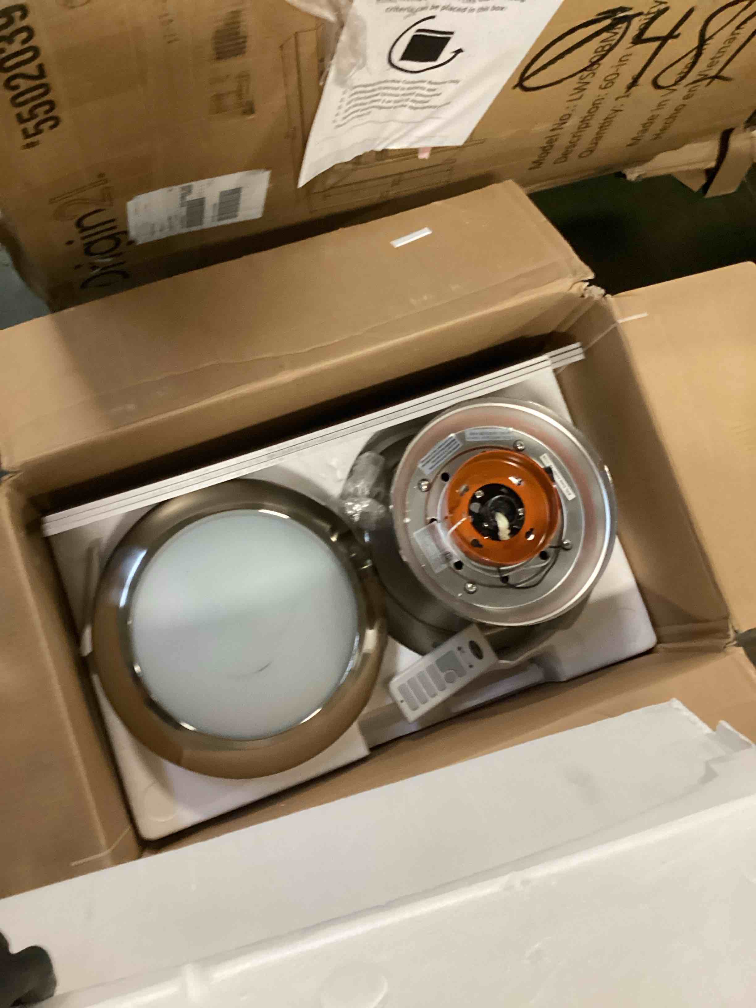 https://s3.amazonaws.com/lotting-images-prod/bidfta/GRA0185017_1730984811453.jpeg
