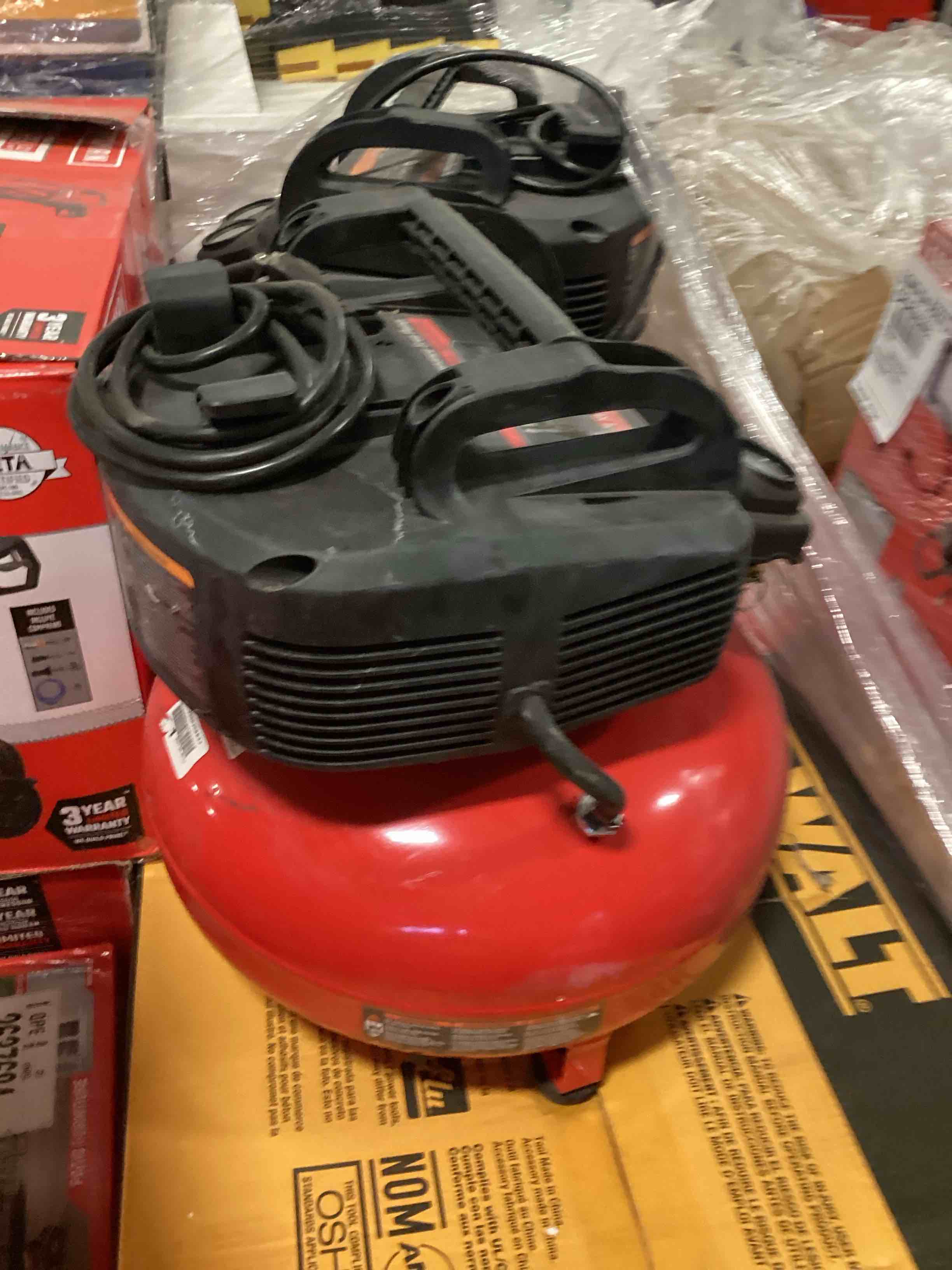 https://s3.amazonaws.com/lotting-images-prod/bidfta/GRA0185032_1730982837161.jpeg