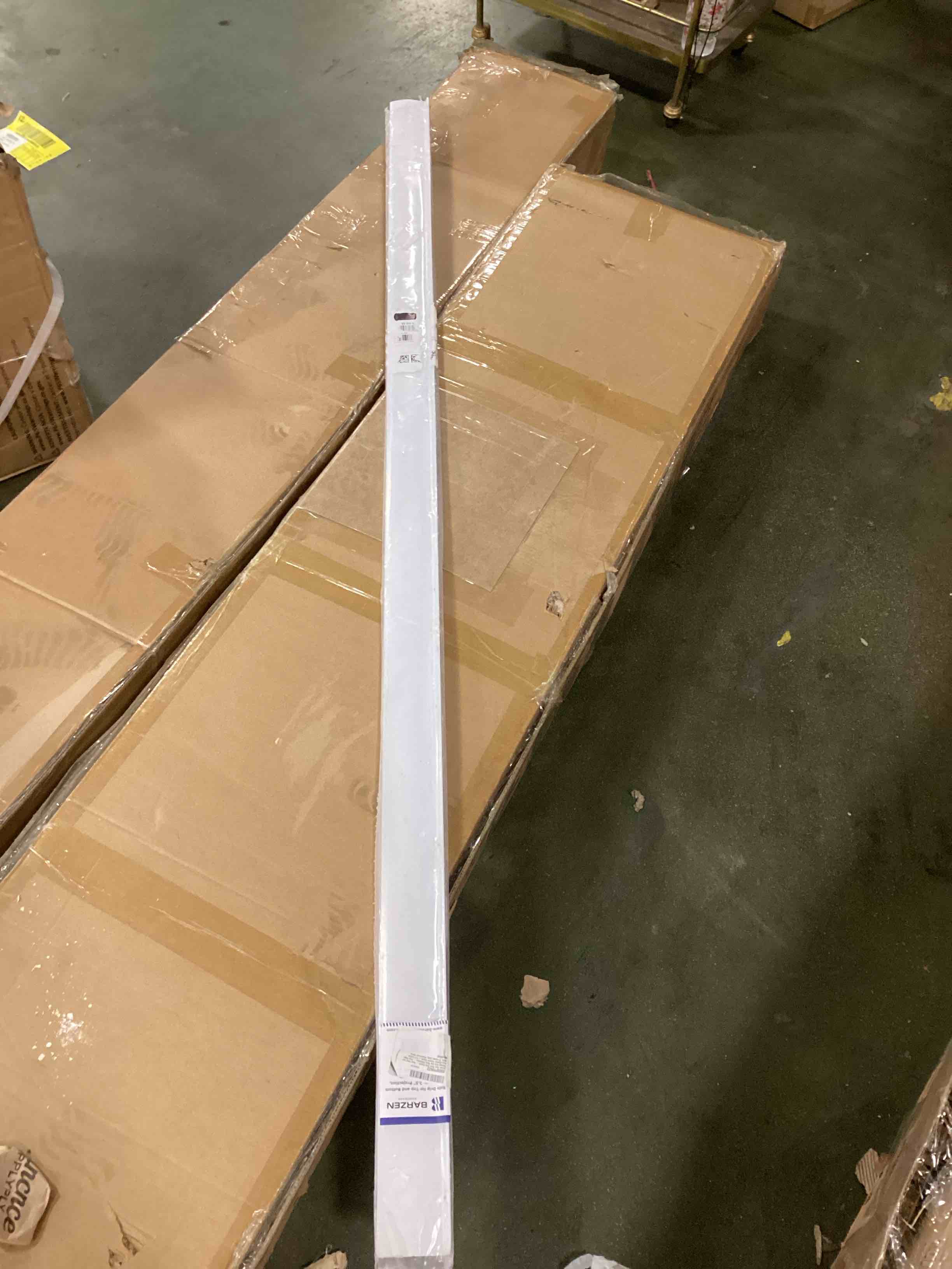 https://s3.amazonaws.com/lotting-images-prod/bidfta/GRA0185138_1730898783624.jpeg