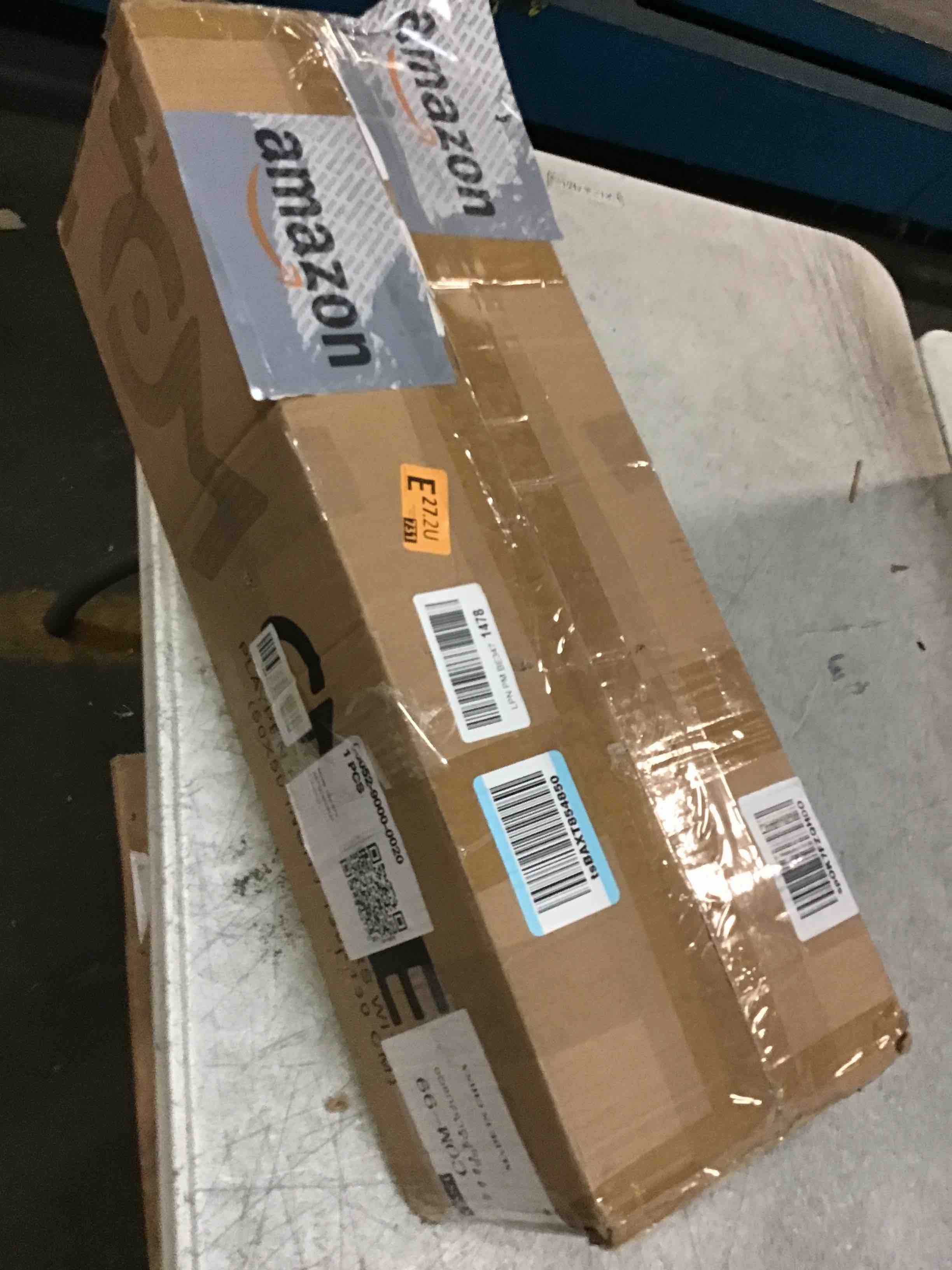 https://s3.amazonaws.com/lotting-images-prod/bidfta/GRA0185652_1730472014082.jpeg