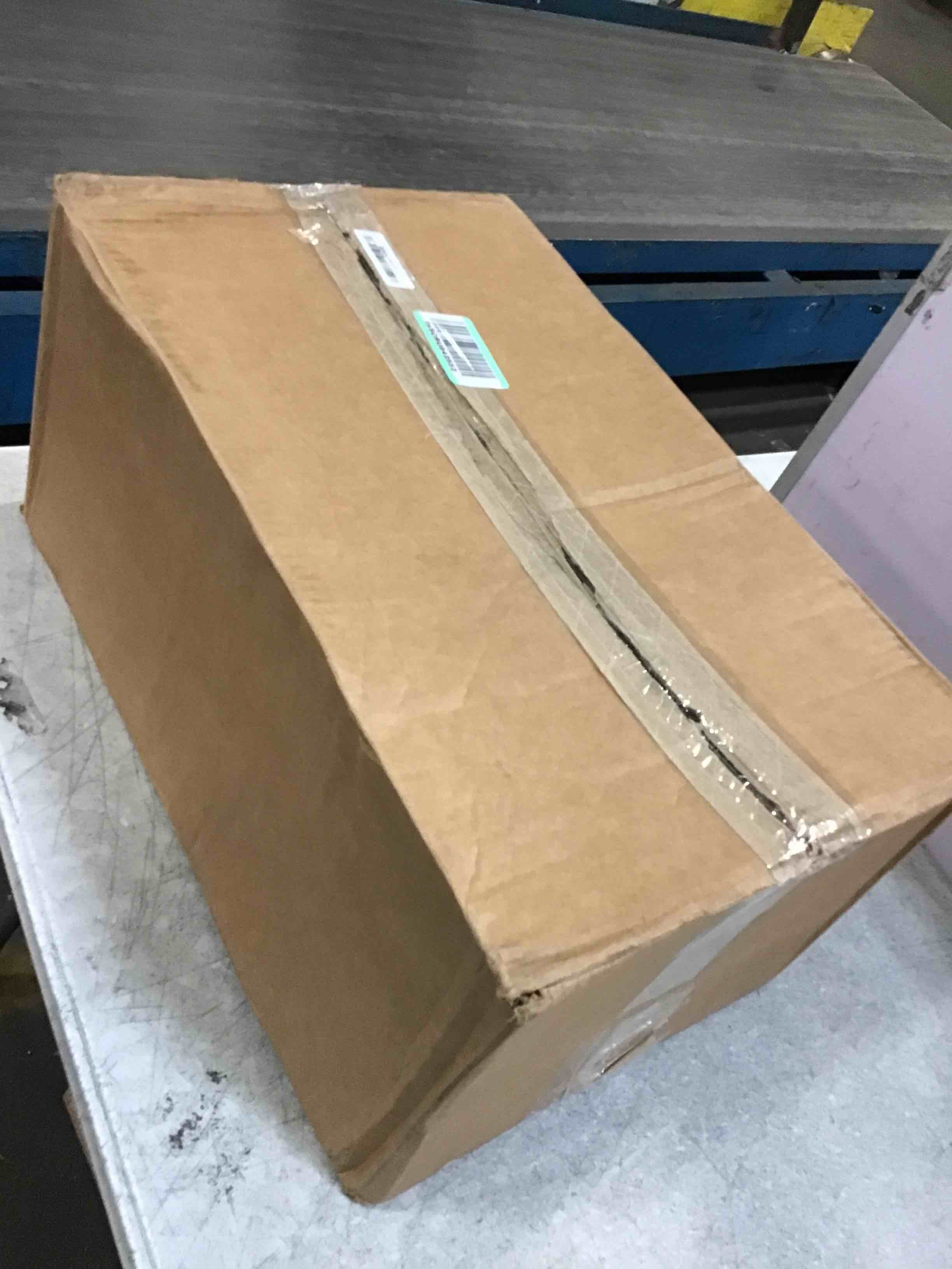 https://s3.amazonaws.com/lotting-images-prod/bidfta/GRA0185679_1730468556813.jpeg