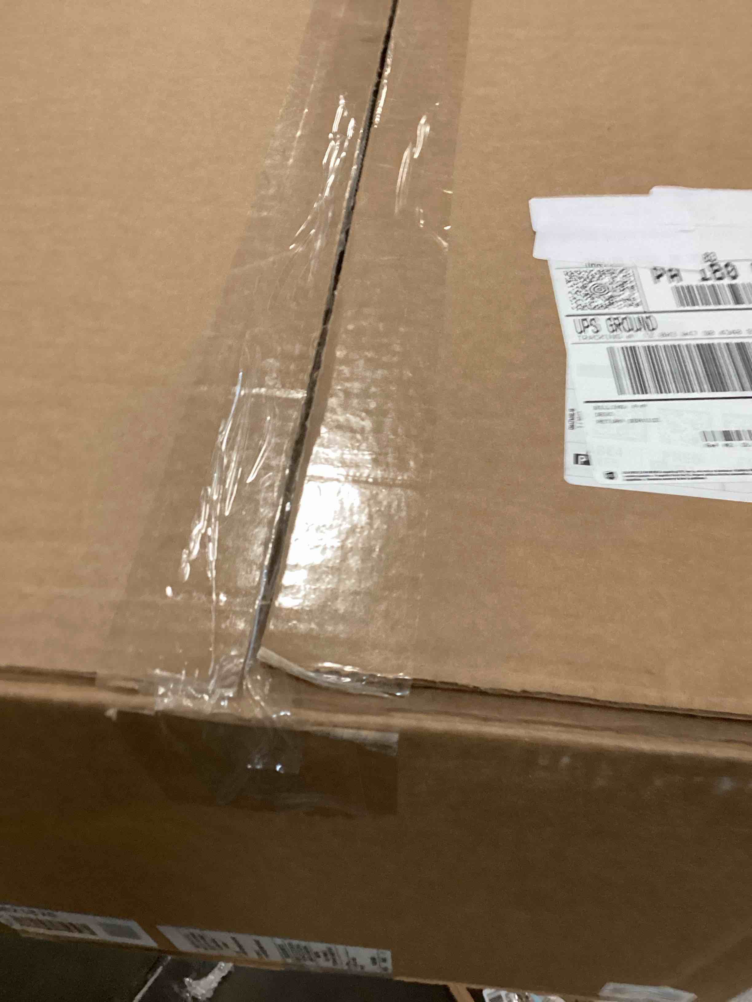 https://s3.amazonaws.com/lotting-images-prod/bidfta/GRA0186448_1733151192327.jpeg
