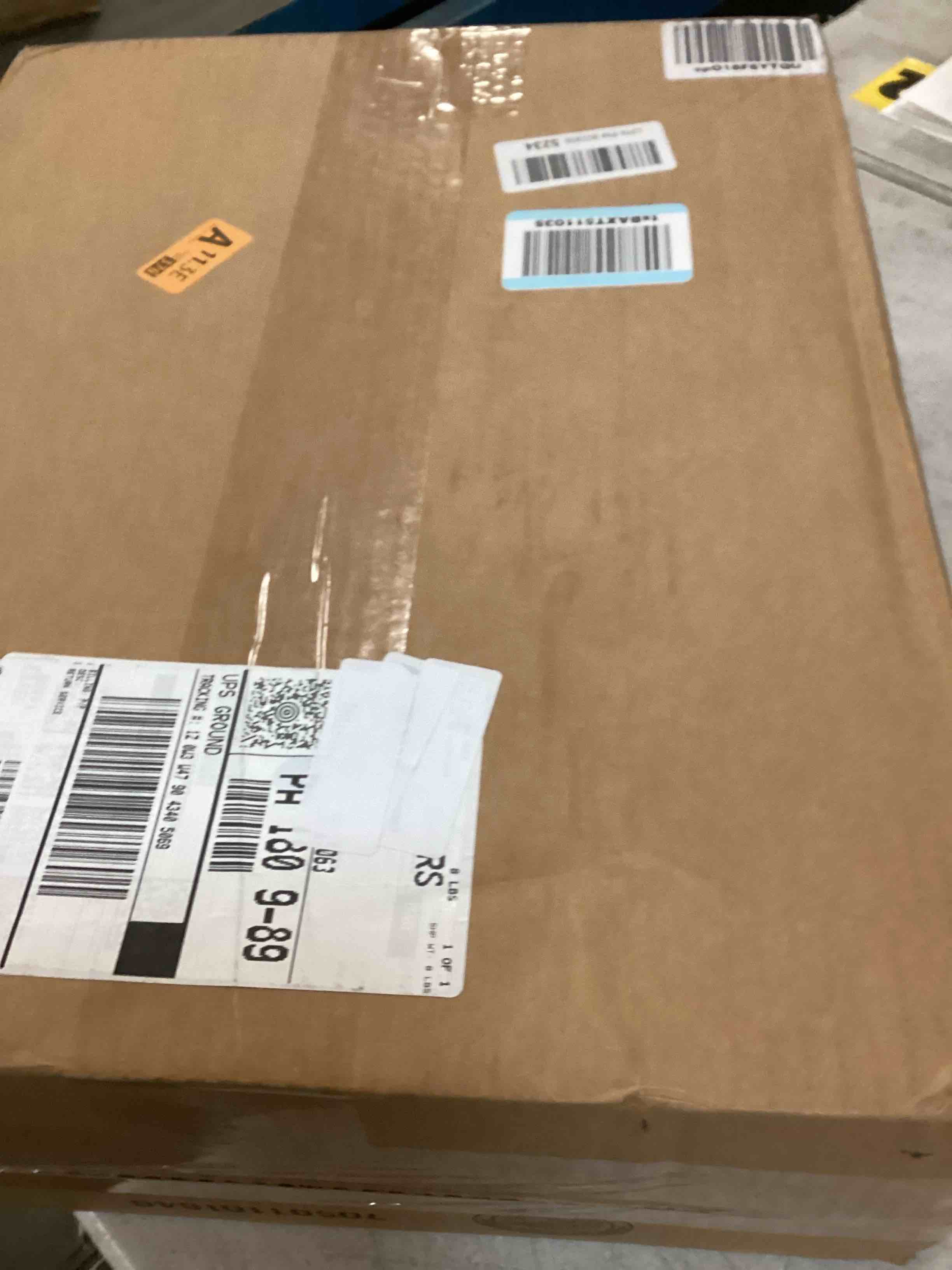 https://s3.amazonaws.com/lotting-images-prod/bidfta/GRA0186473_1733154450206.jpeg