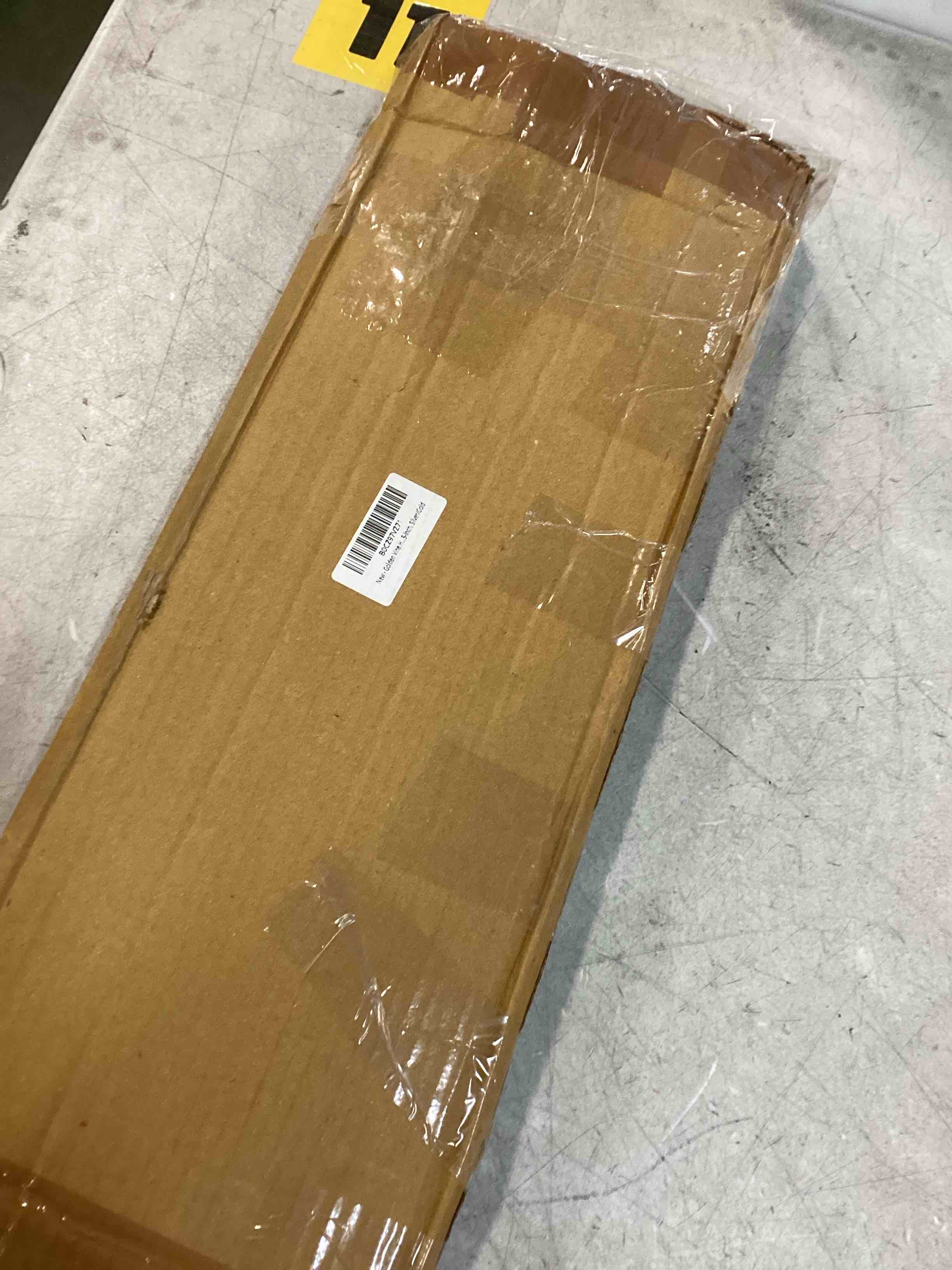 https://s3.amazonaws.com/lotting-images-prod/bidfta/GRA0186513_1733158054060.jpeg