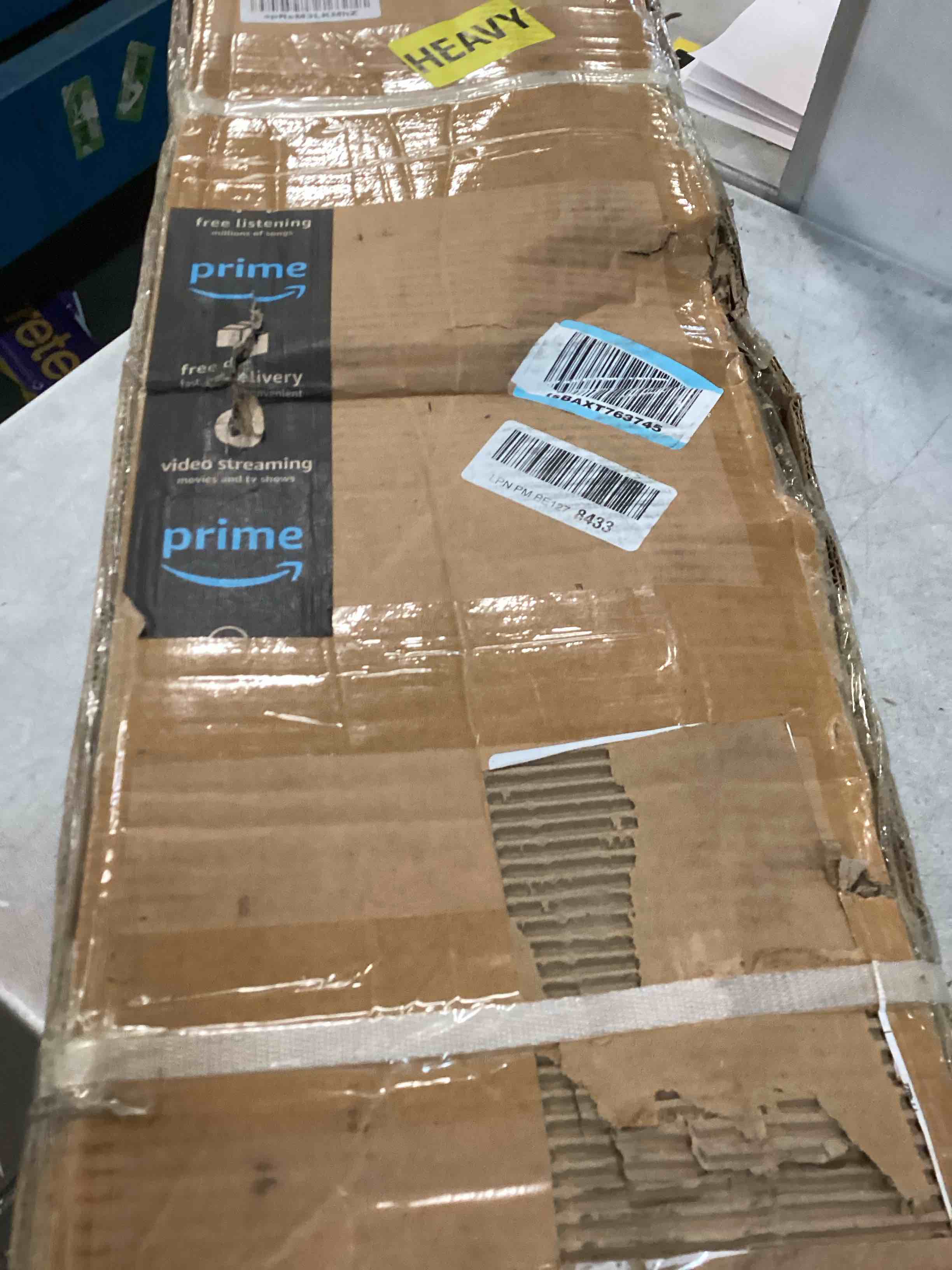 https://s3.amazonaws.com/lotting-images-prod/bidfta/GRA0186538_1733160965792.jpeg