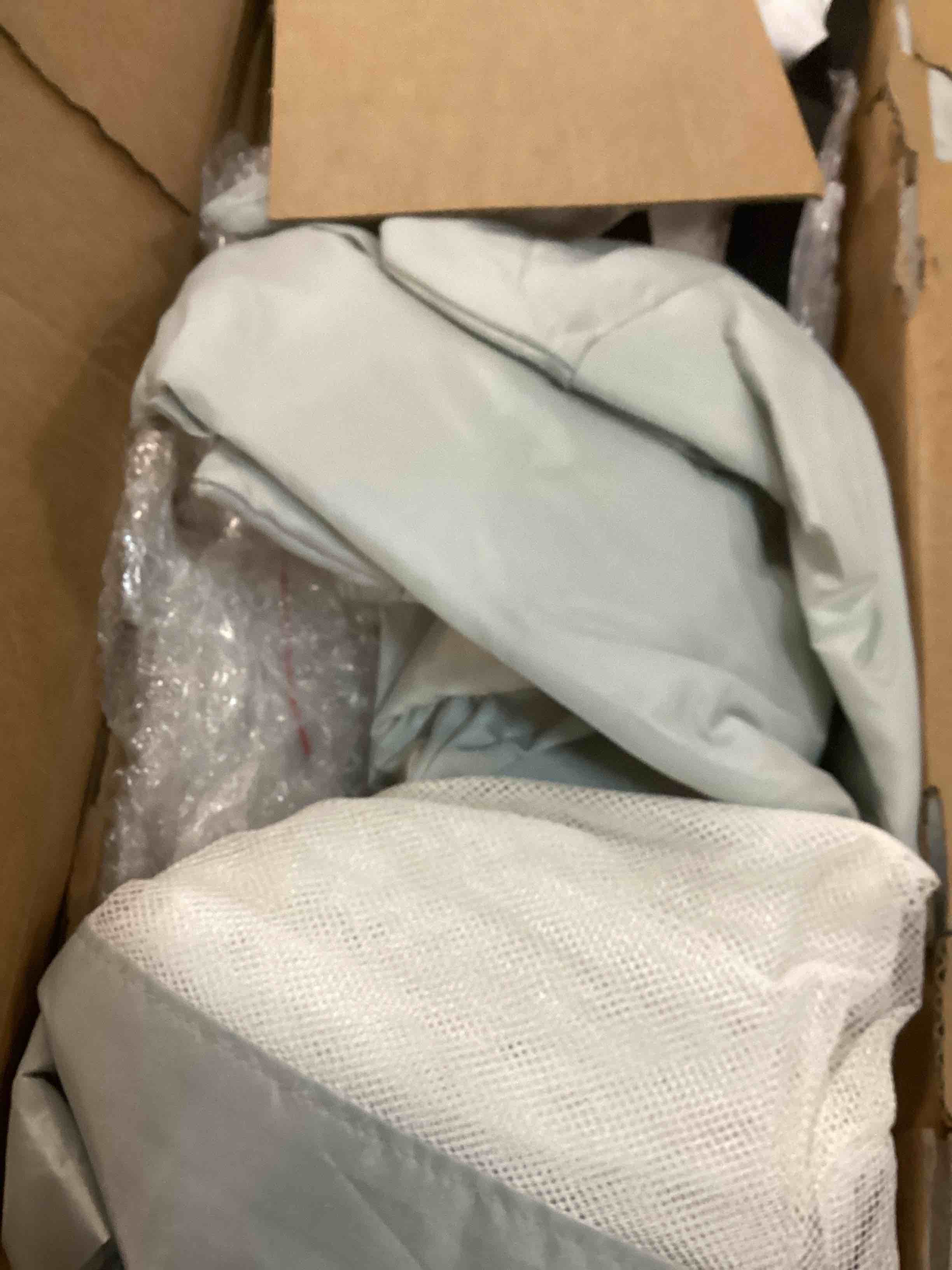 https://s3.amazonaws.com/lotting-images-prod/bidfta/GRA0186545_1733164226992.jpeg
