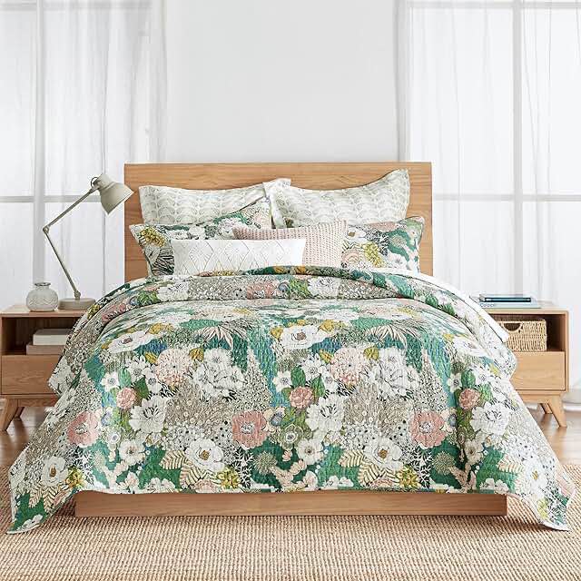Levtex Home - Bettina Quilt Set - Full/Queen Quilt and Two Standard Shams - Floral - Teal, Blue, Green, Mauve, Cream - Quilt (88x92in.) and Shams (20x26in.) - Reversible - Cotton