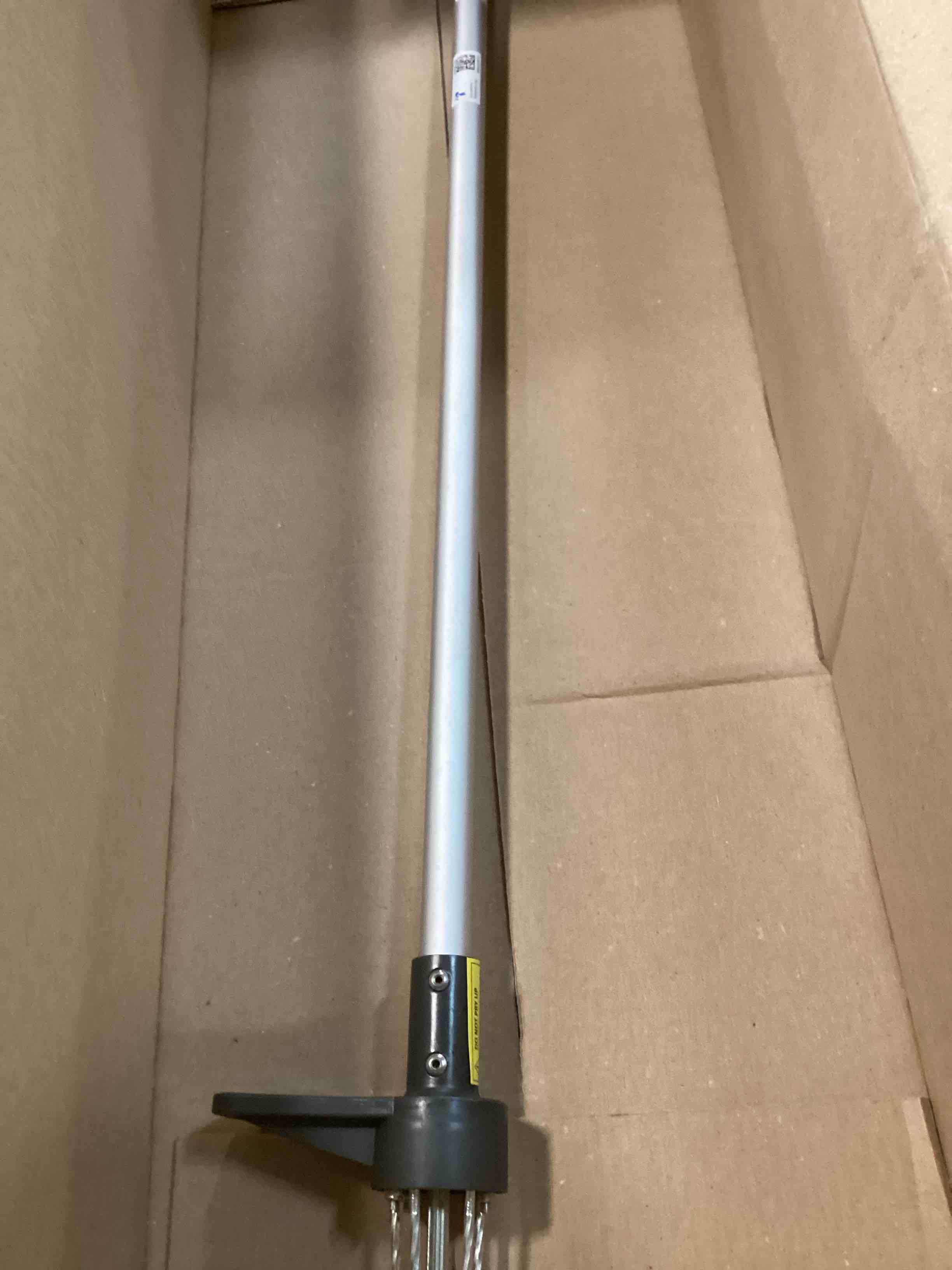 https://s3.amazonaws.com/lotting-images-prod/bidfta/GRA0186960_1732732621757.jpeg