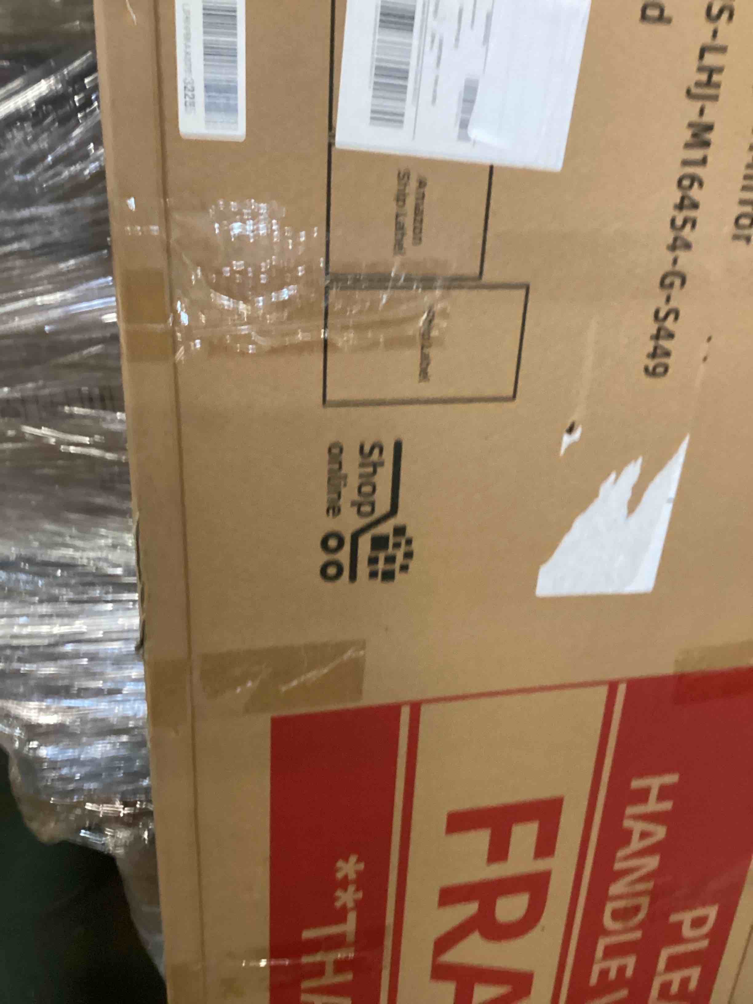 https://s3.amazonaws.com/lotting-images-prod/bidfta/GRA0187315_1732630313110.jpeg