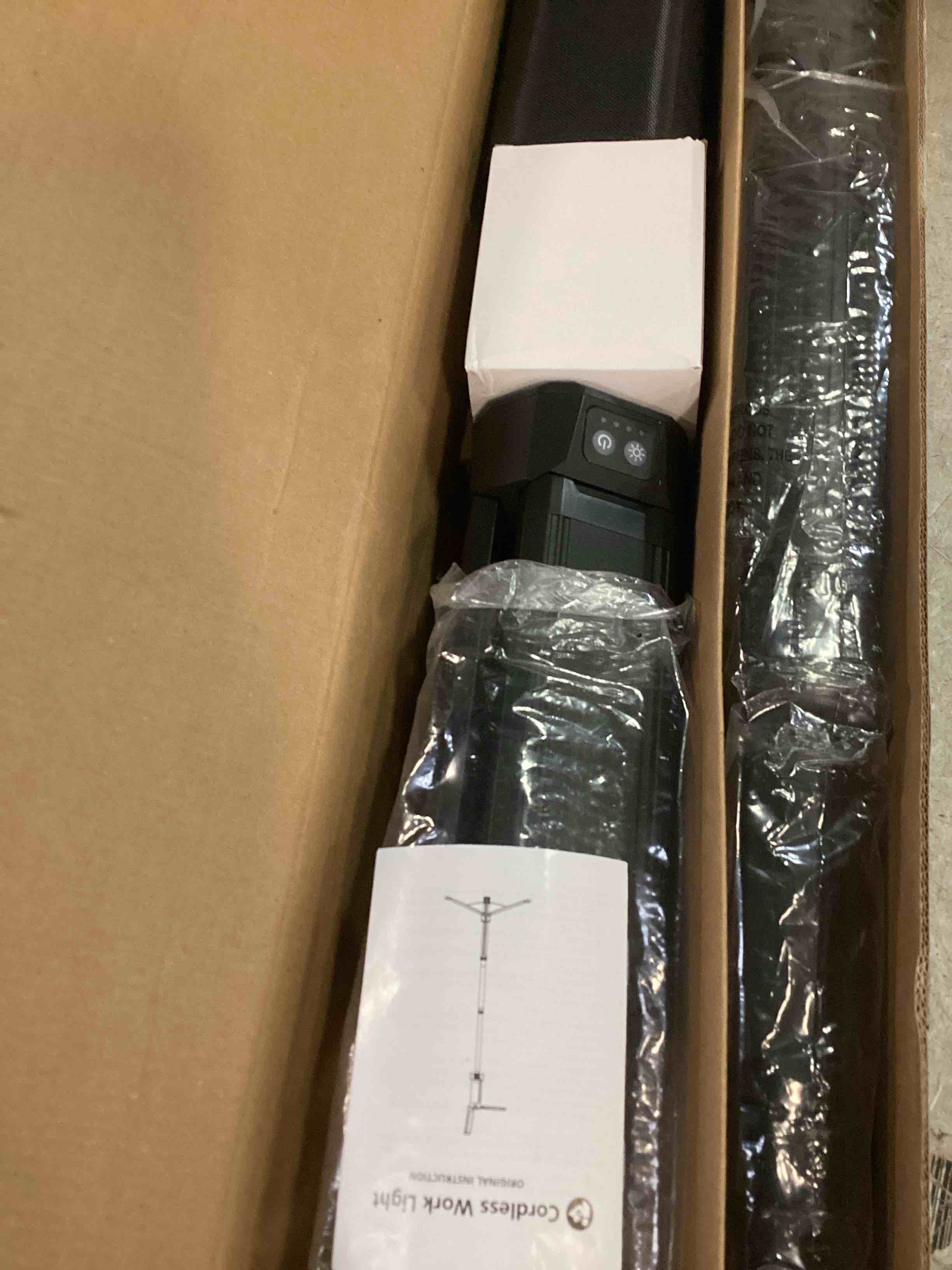https://s3.amazonaws.com/lotting-images-prod/bidfta/GRA0187652_1732376929392.jpeg