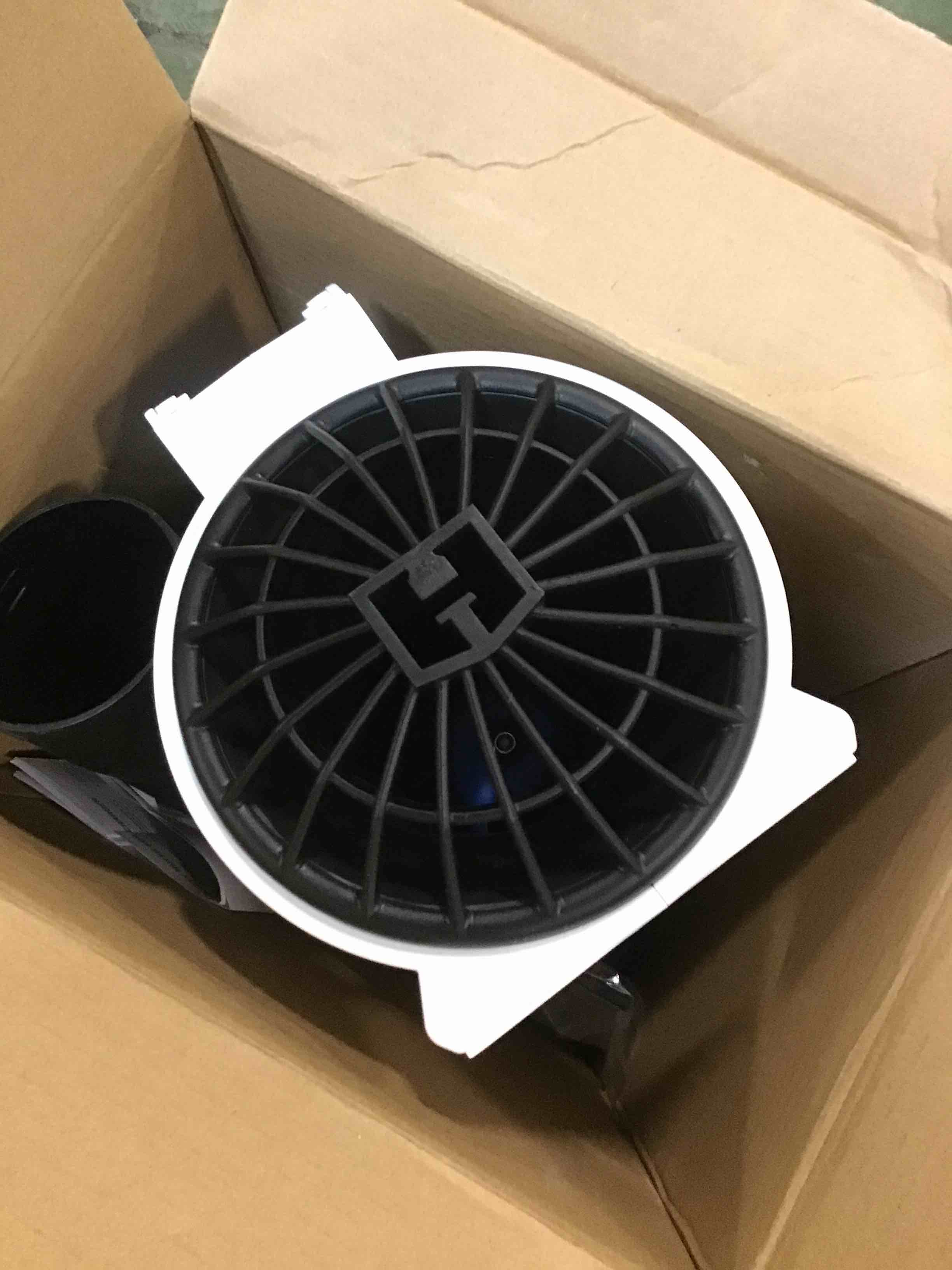 https://s3.amazonaws.com/lotting-images-prod/bidfta/GRA0189107_1732209626424.jpeg