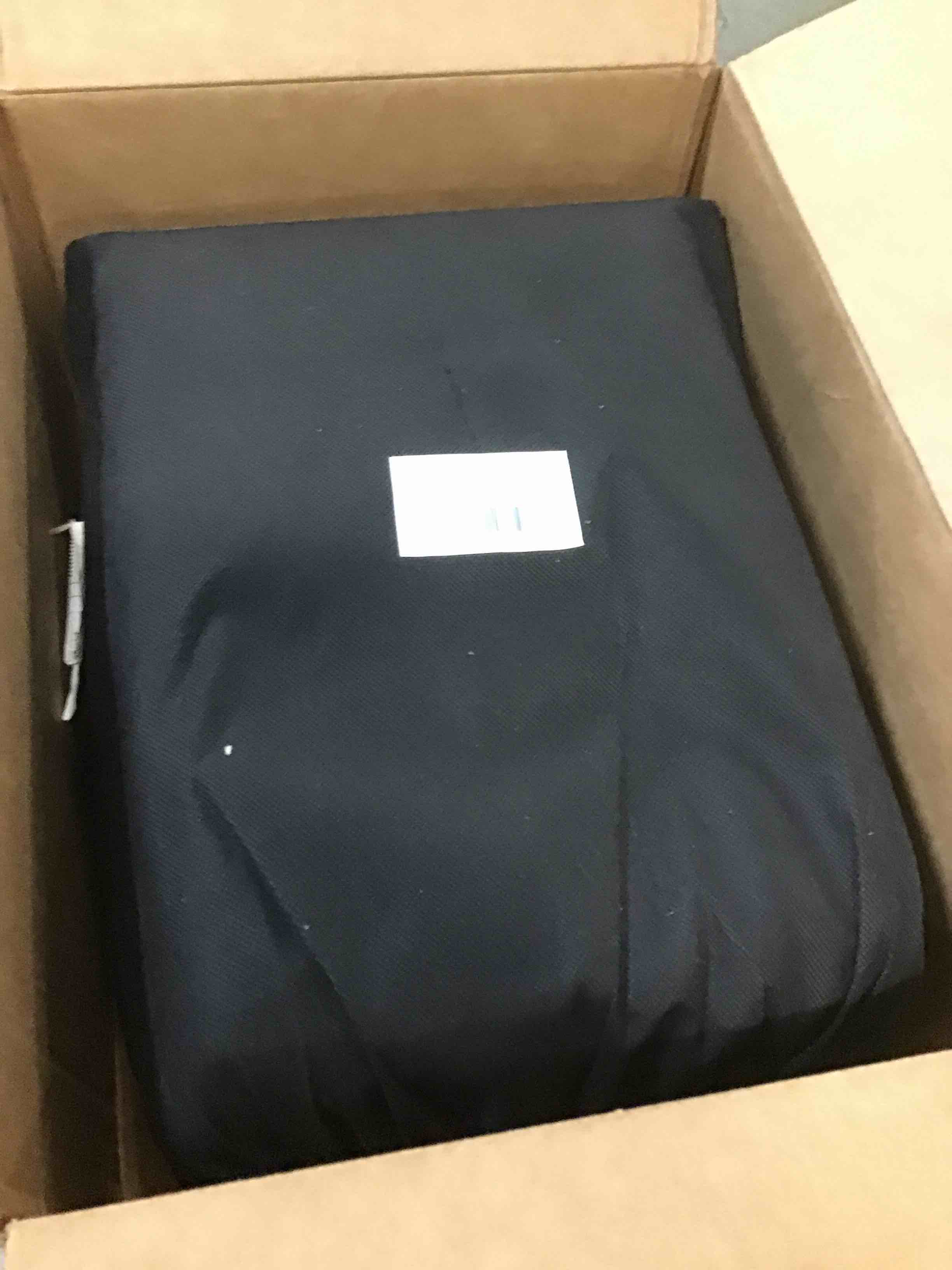 https://s3.amazonaws.com/lotting-images-prod/bidfta/GRA0189436_1732120625543.jpeg