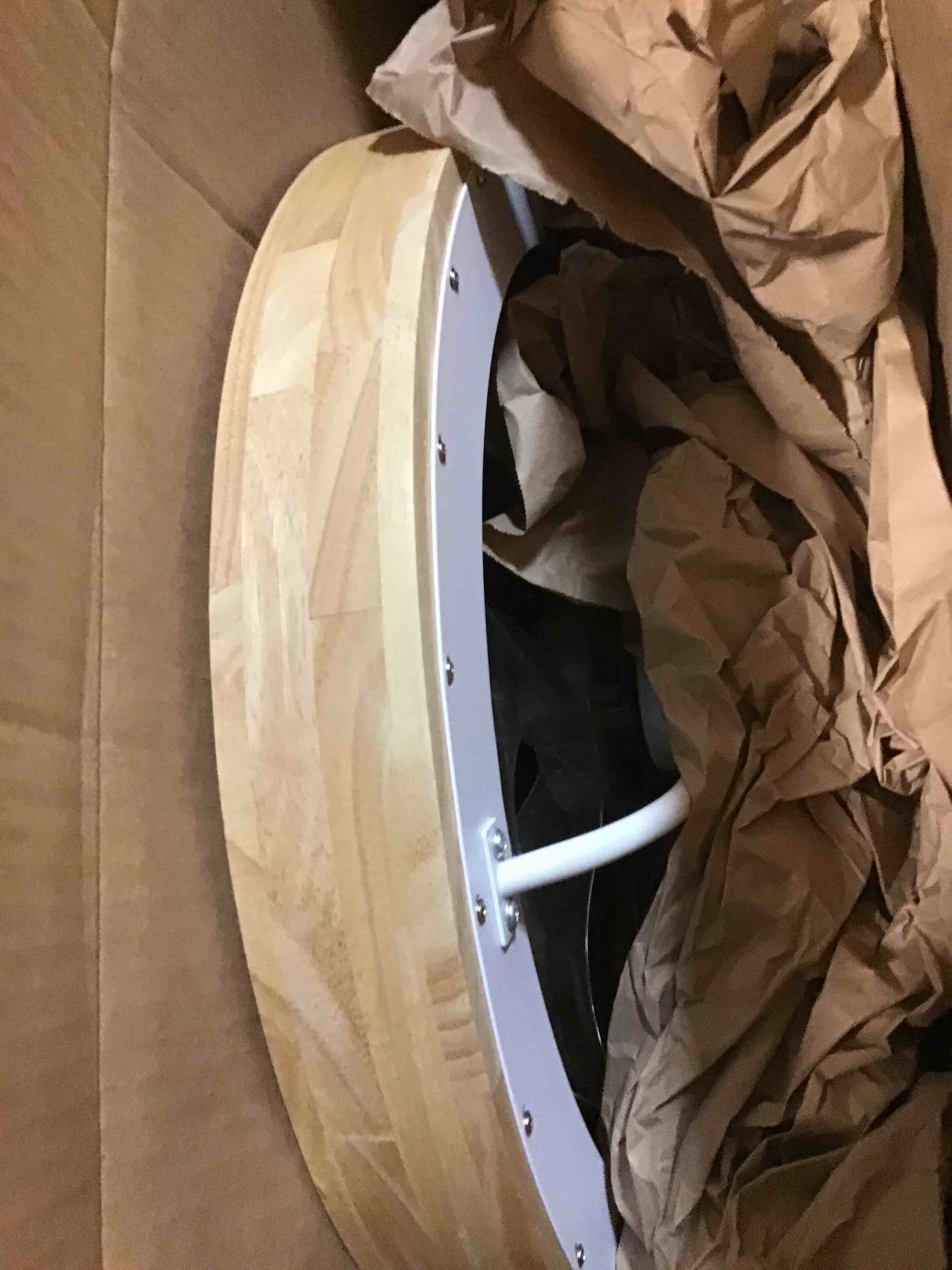 https://s3.amazonaws.com/lotting-images-prod/bidfta/GRA0189438_1732120472281.jpeg