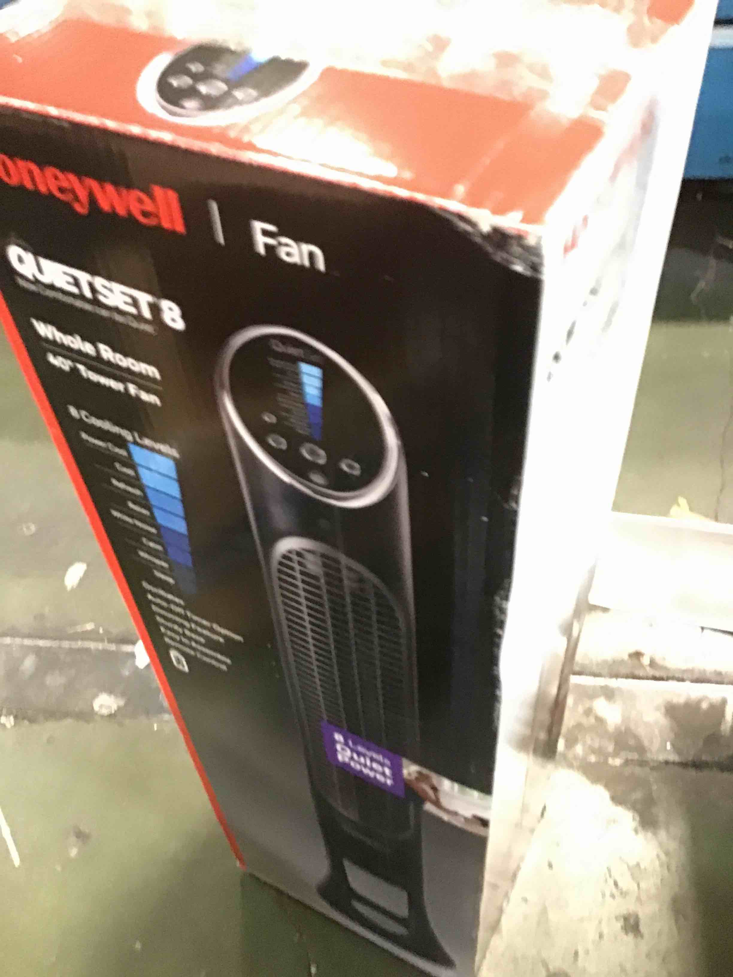 https://s3.amazonaws.com/lotting-images-prod/bidfta/GRA0189587_1732048725157.jpeg