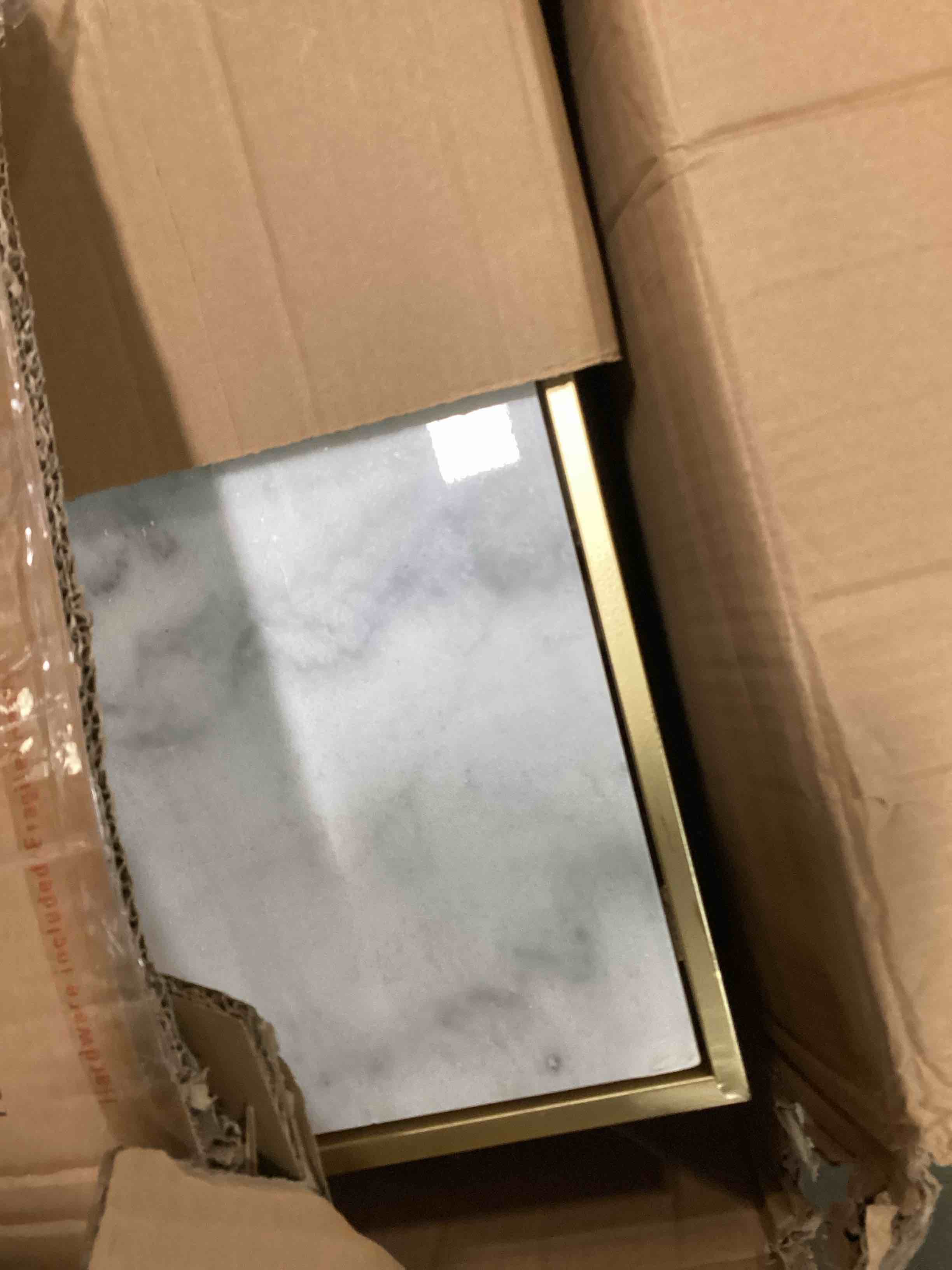 https://s3.amazonaws.com/lotting-images-prod/bidfta/GRA0191079_1733751792622.jpeg