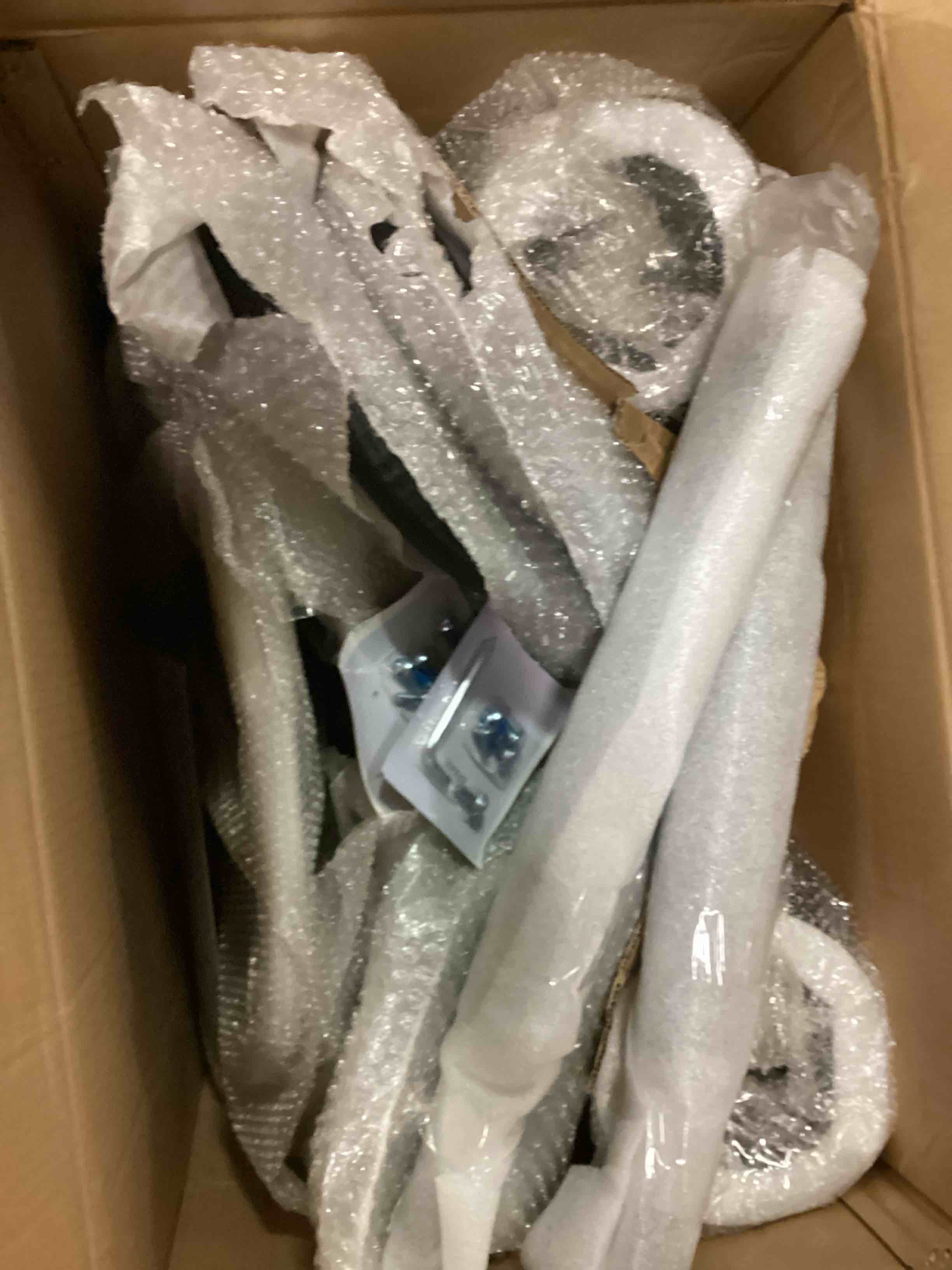 https://s3.amazonaws.com/lotting-images-prod/bidfta/GRA0191113_1733519826180.jpeg