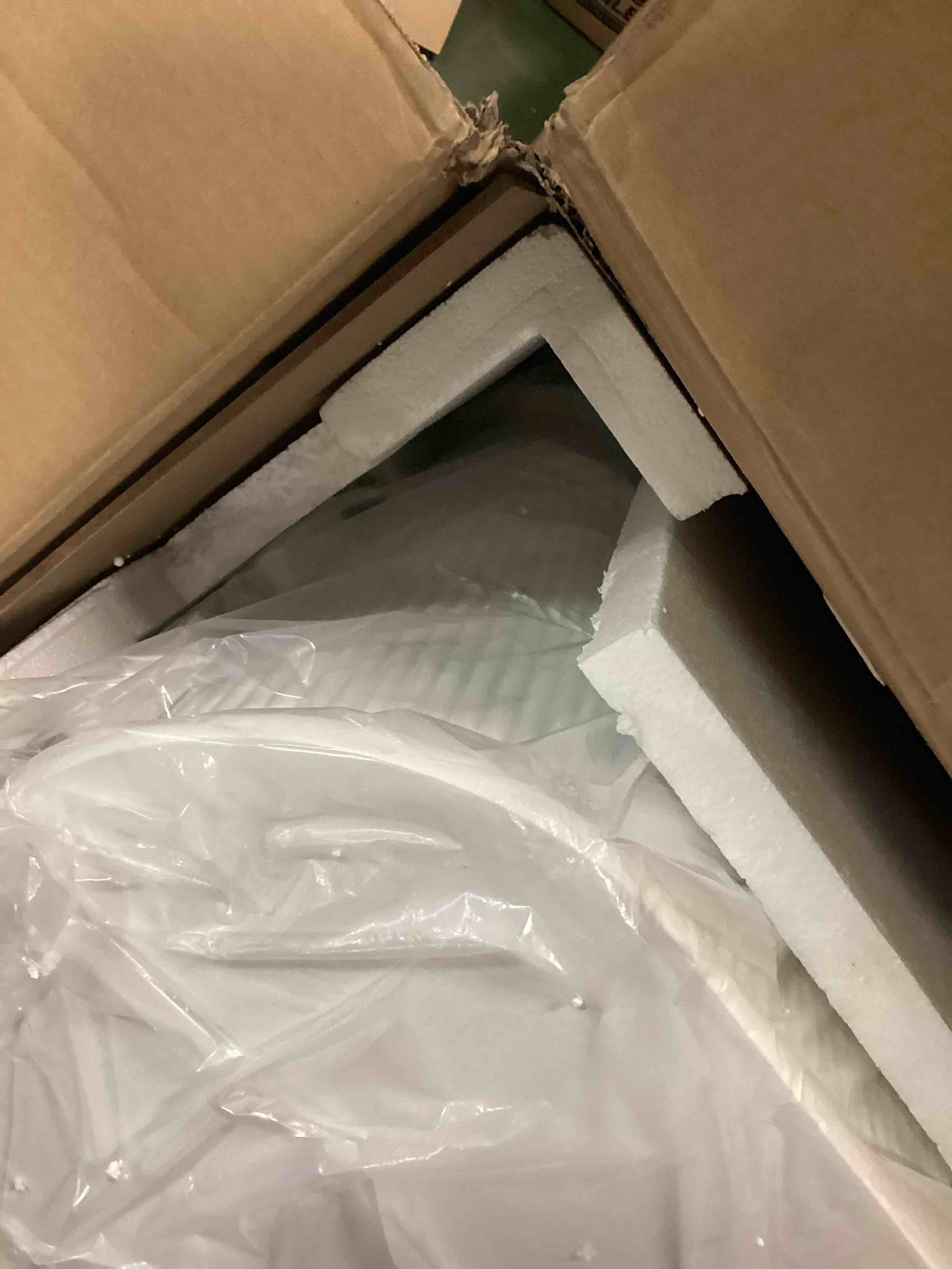 https://s3.amazonaws.com/lotting-images-prod/bidfta/GRA0191161_1733508579084.jpeg