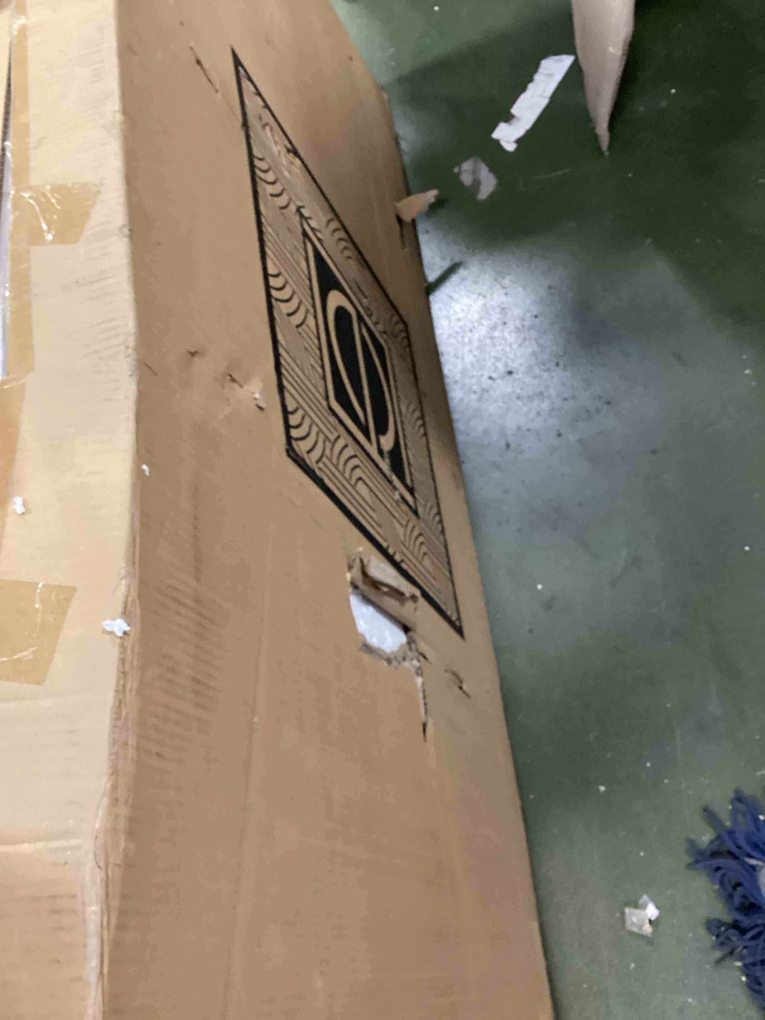 https://s3.amazonaws.com/lotting-images-prod/bidfta/GRA0191539_1732905517145.jpeg