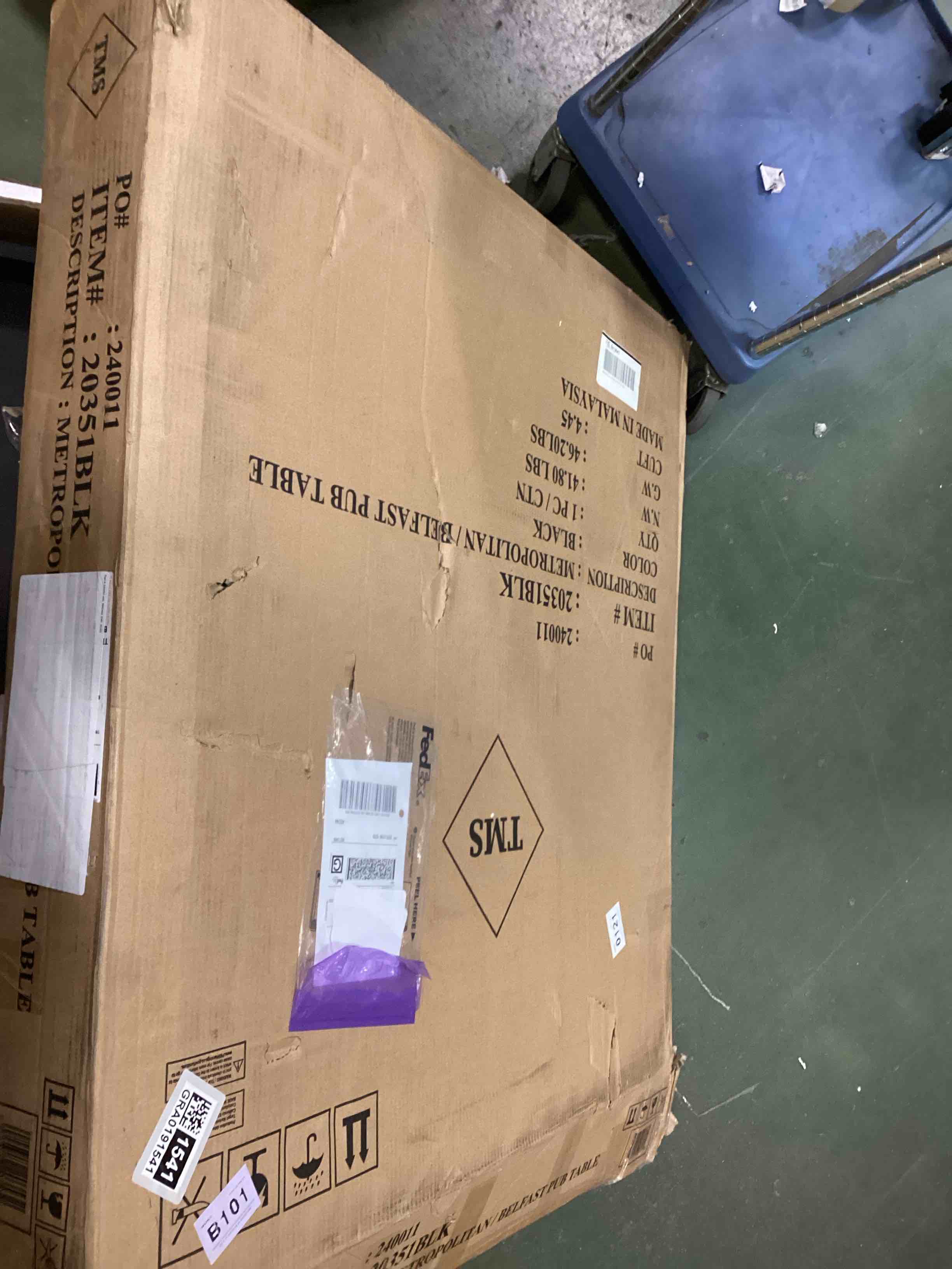 https://s3.amazonaws.com/lotting-images-prod/bidfta/GRA0191541_1732904506819.jpeg