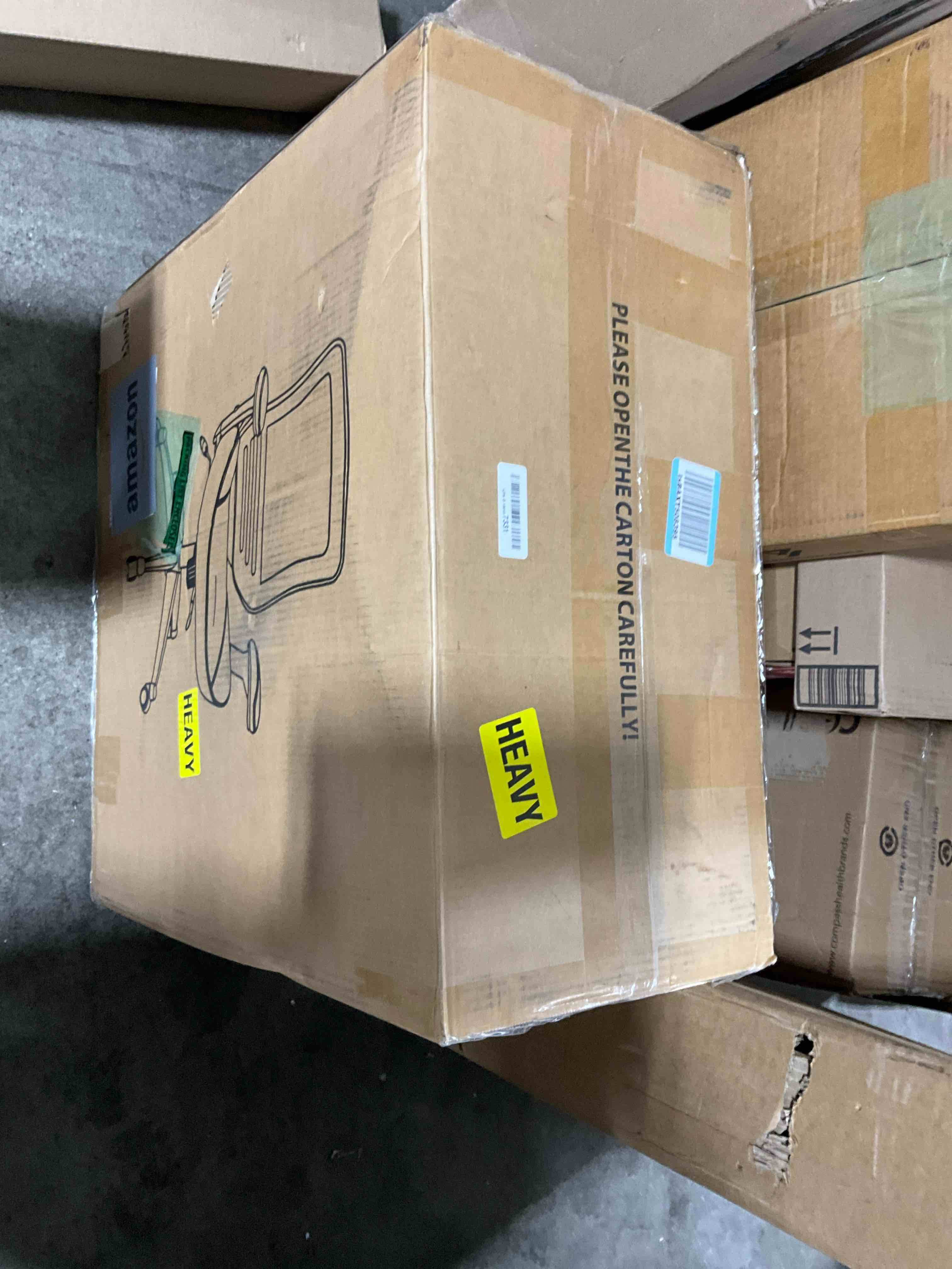 https://s3.amazonaws.com/lotting-images-prod/bidfta/GRA0193553_1731537607727.jpeg
