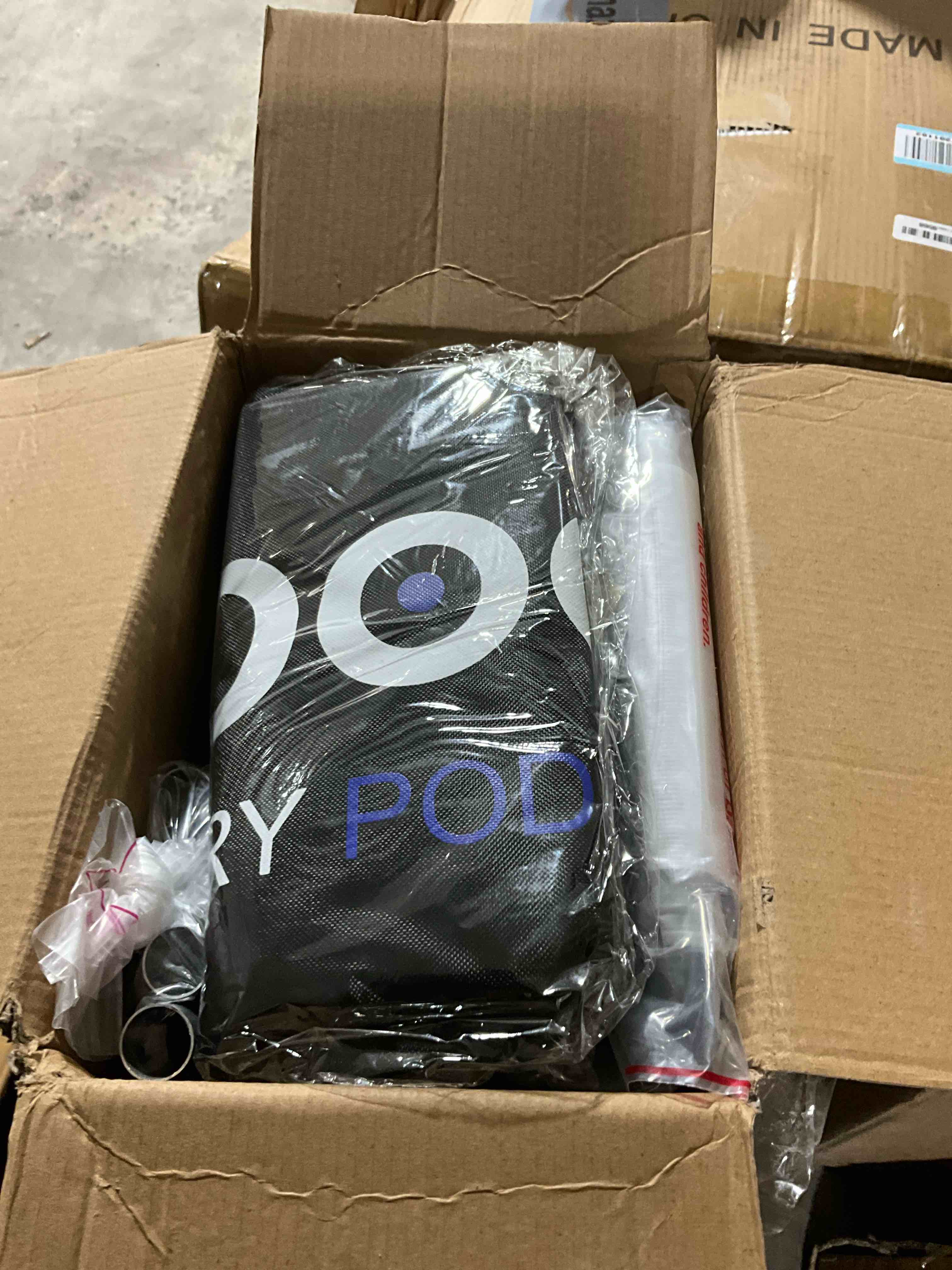 https://s3.amazonaws.com/lotting-images-prod/bidfta/GRA0193575_1731536043097.jpeg