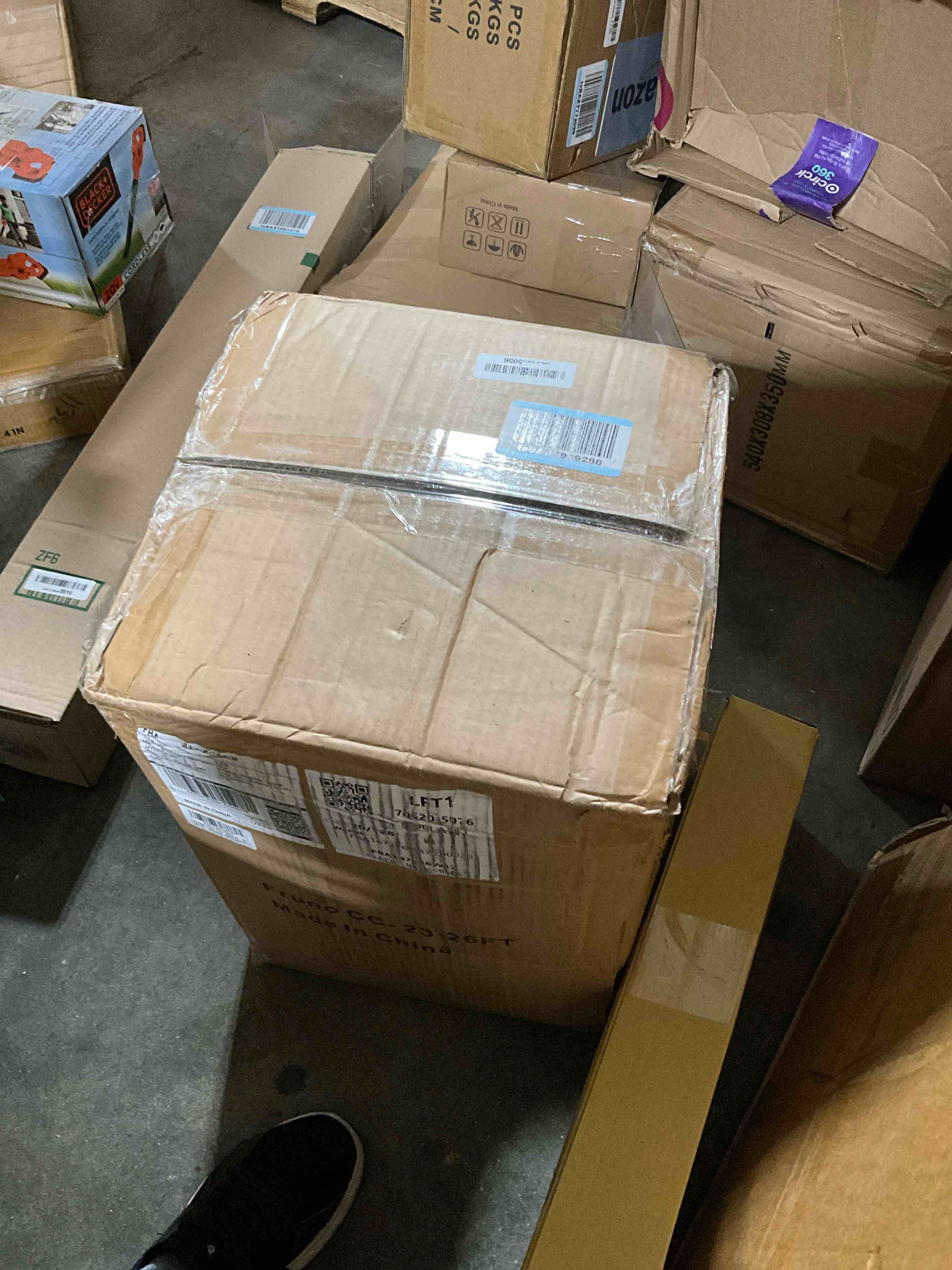 https://s3.amazonaws.com/lotting-images-prod/bidfta/GRA0193577_1731536370349.jpeg