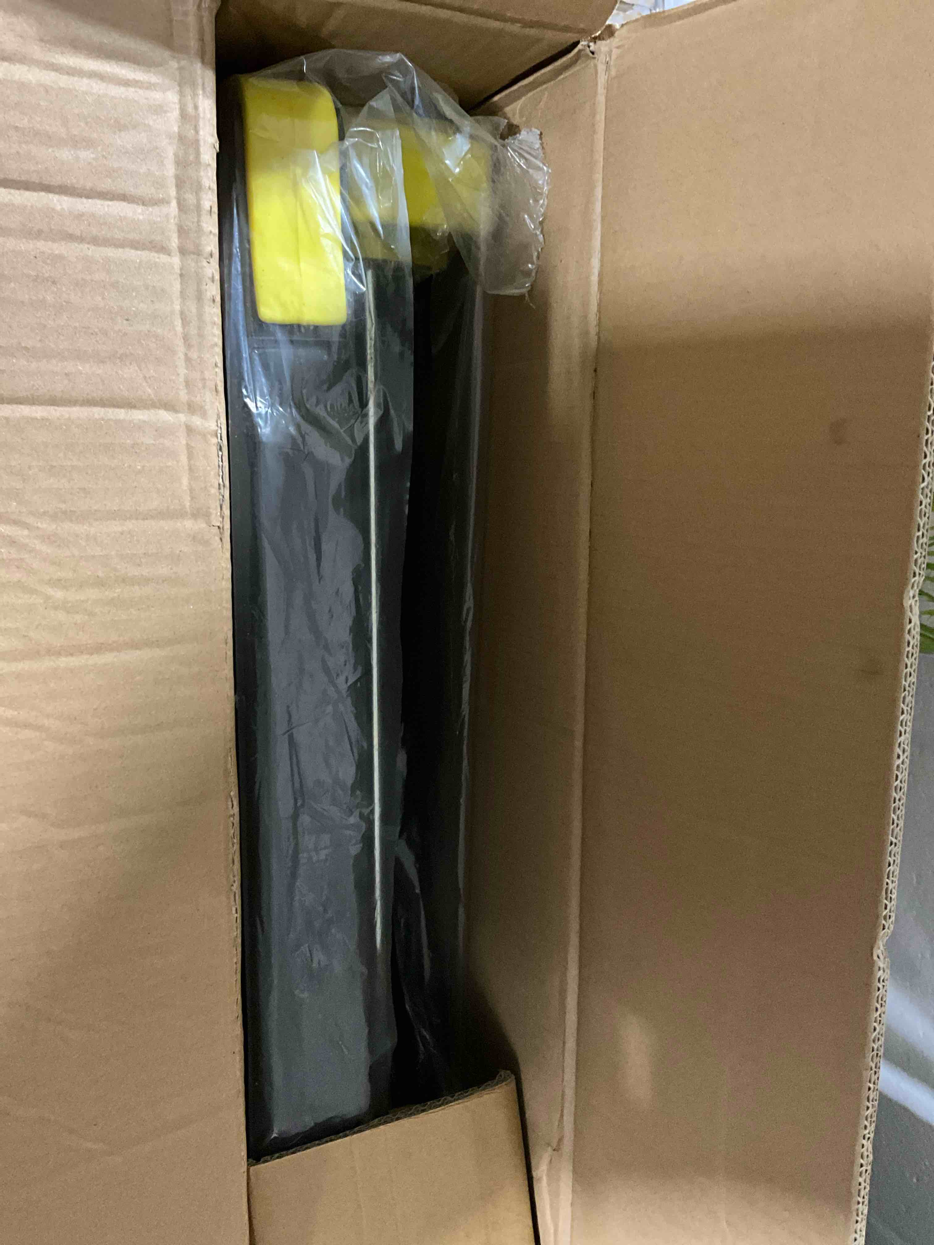 https://s3.amazonaws.com/lotting-images-prod/bidfta/GRA0193584_1731536754621.jpeg