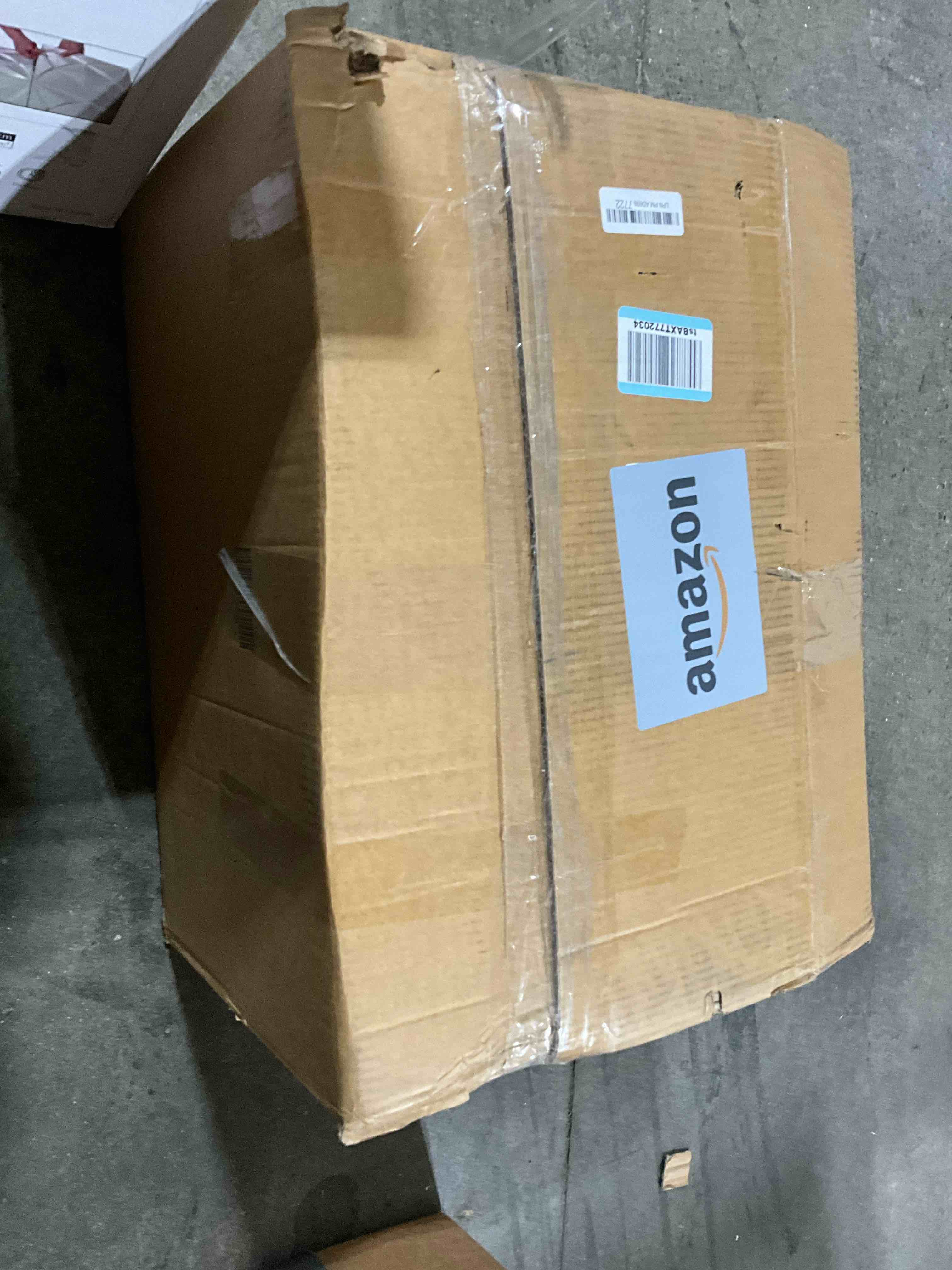 https://s3.amazonaws.com/lotting-images-prod/bidfta/GRA0193585_1731533623998.jpeg