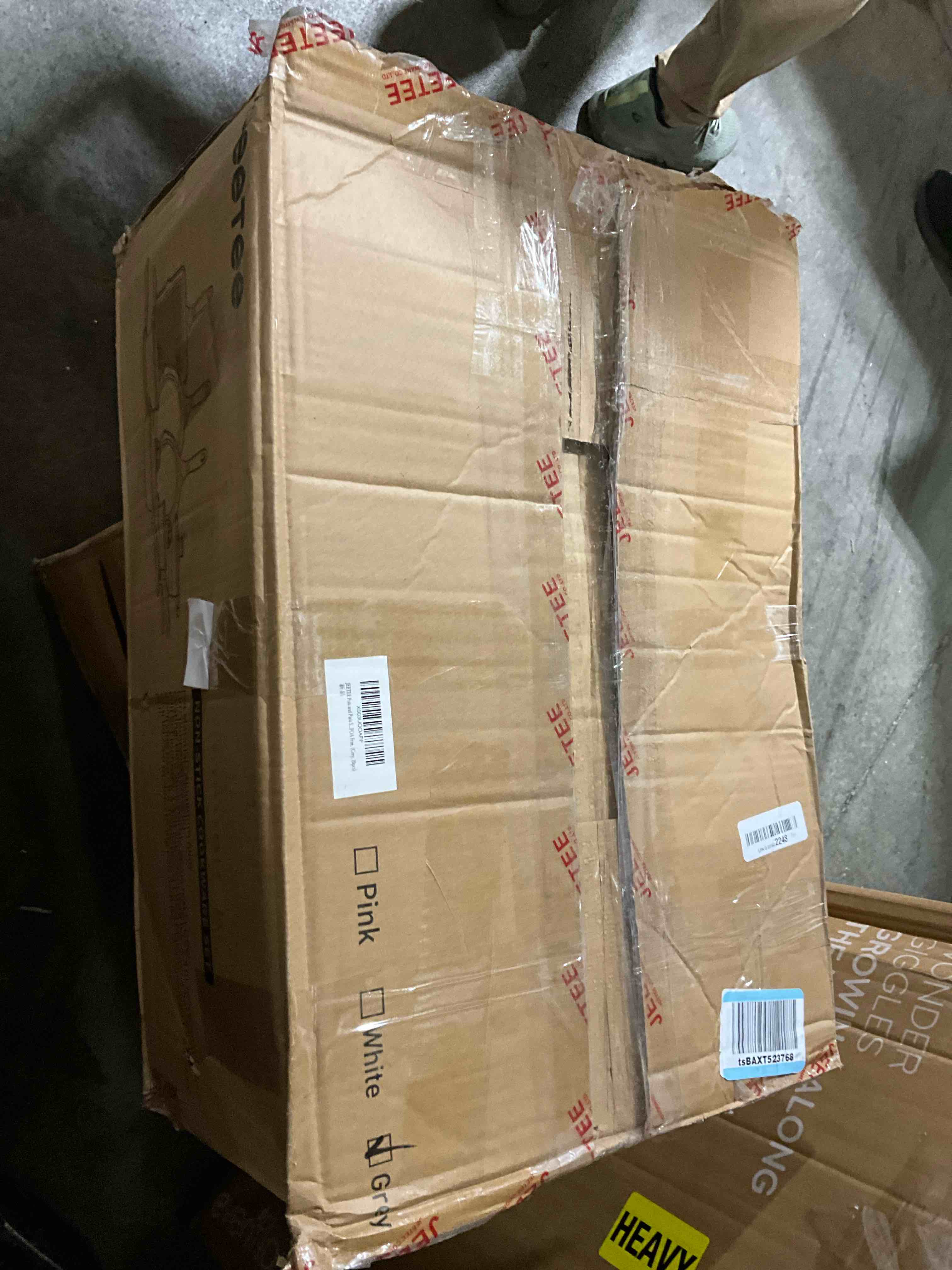 https://s3.amazonaws.com/lotting-images-prod/bidfta/GRA0193597_1731534582192.jpeg