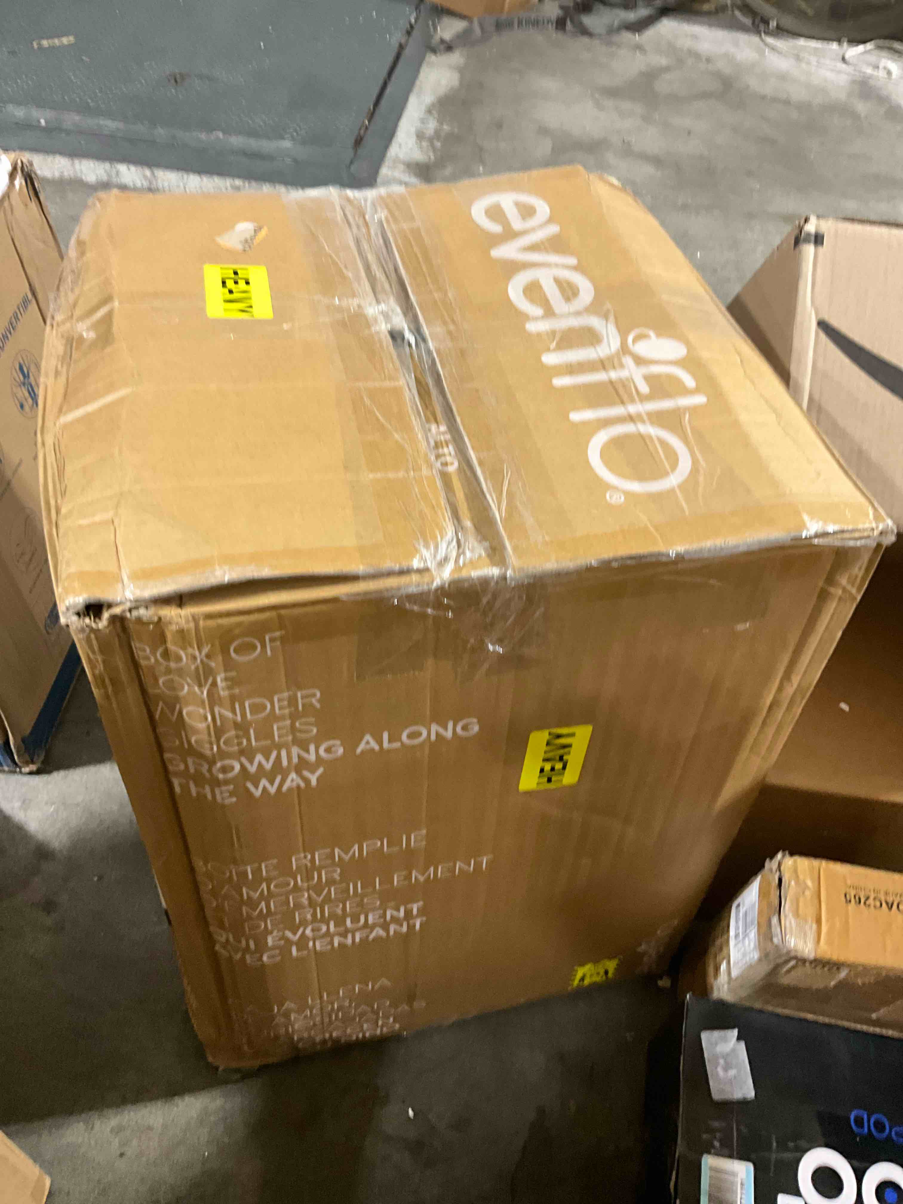 https://s3.amazonaws.com/lotting-images-prod/bidfta/GRA0193603_1731535170427.jpeg