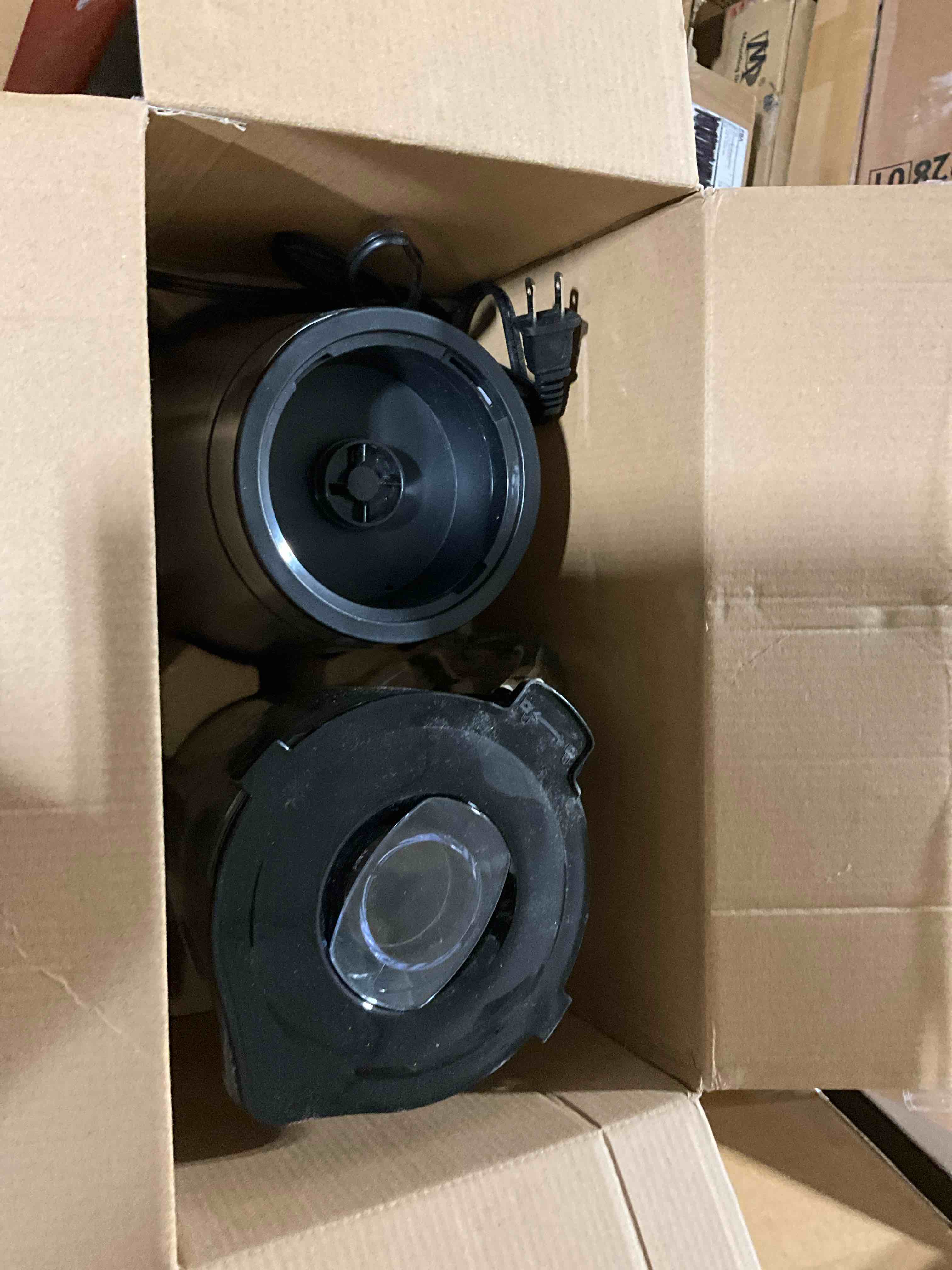 https://s3.amazonaws.com/lotting-images-prod/bidfta/GRA0193620_1731533062939.jpeg