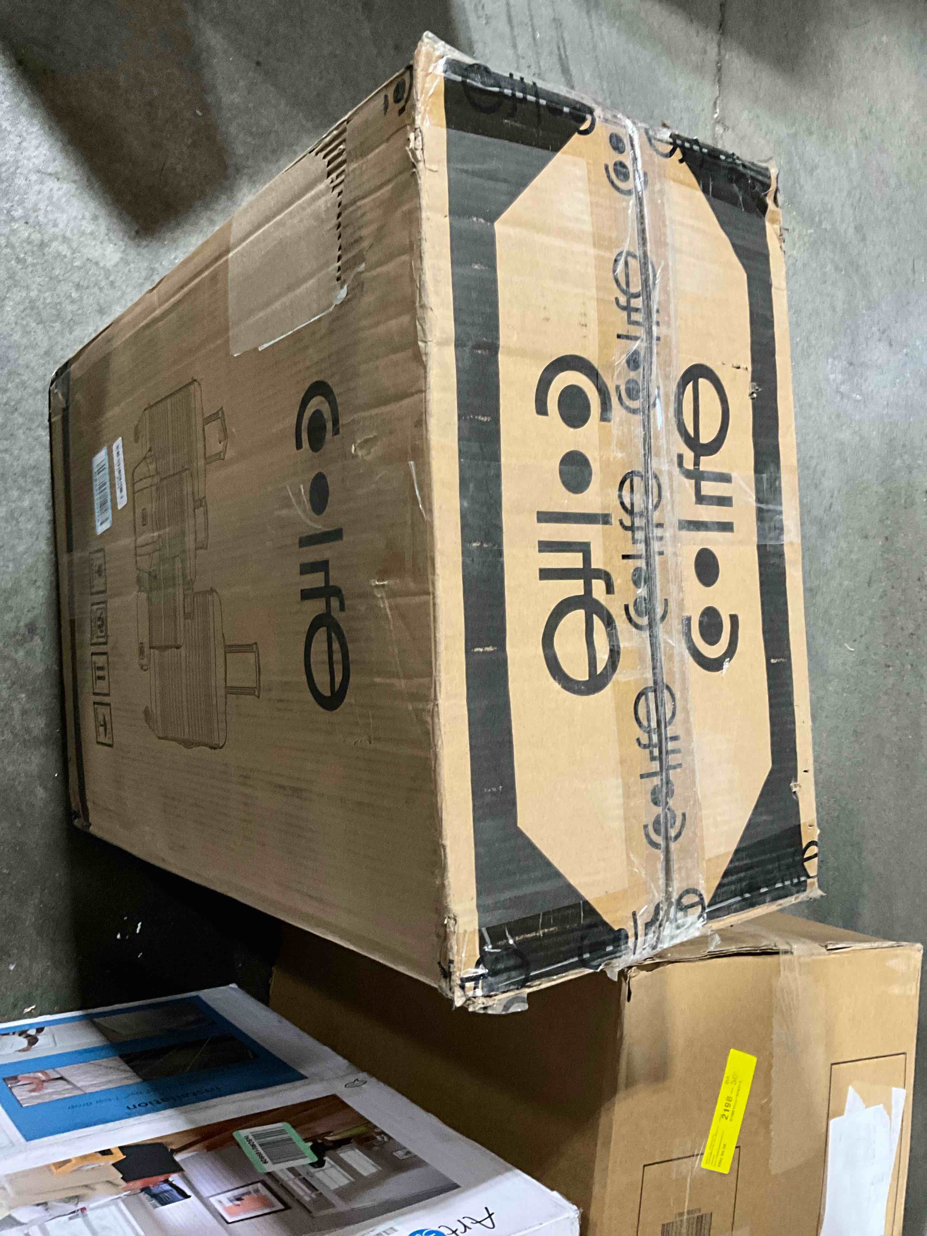https://s3.amazonaws.com/lotting-images-prod/bidfta/GRA0193622_1731533342061.jpeg